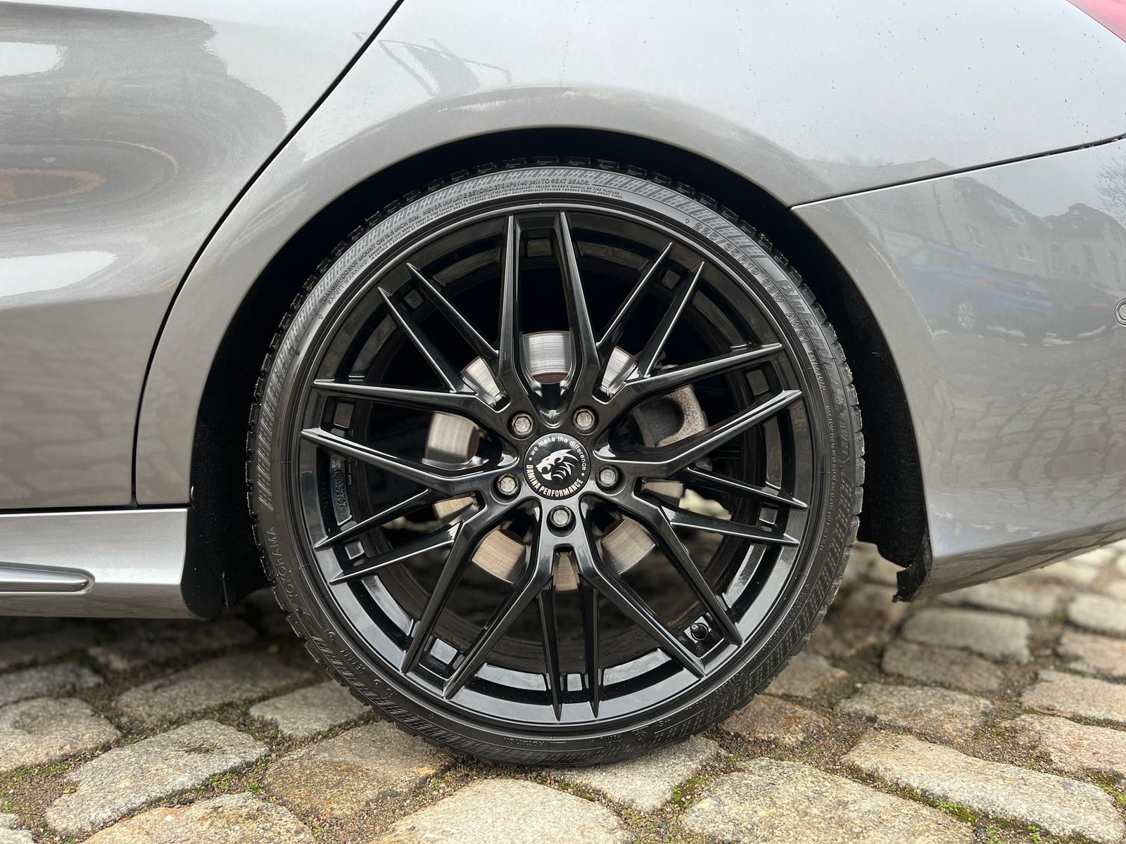 Fahrzeugabbildung Mercedes-Benz CLA 180 Shooting Brake AMG Line +HARMANN+PANO+