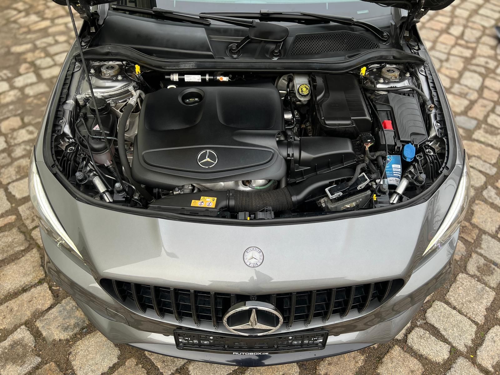 Fahrzeugabbildung Mercedes-Benz CLA 180 Shooting Brake AMG Line +HARMANN+PANO+