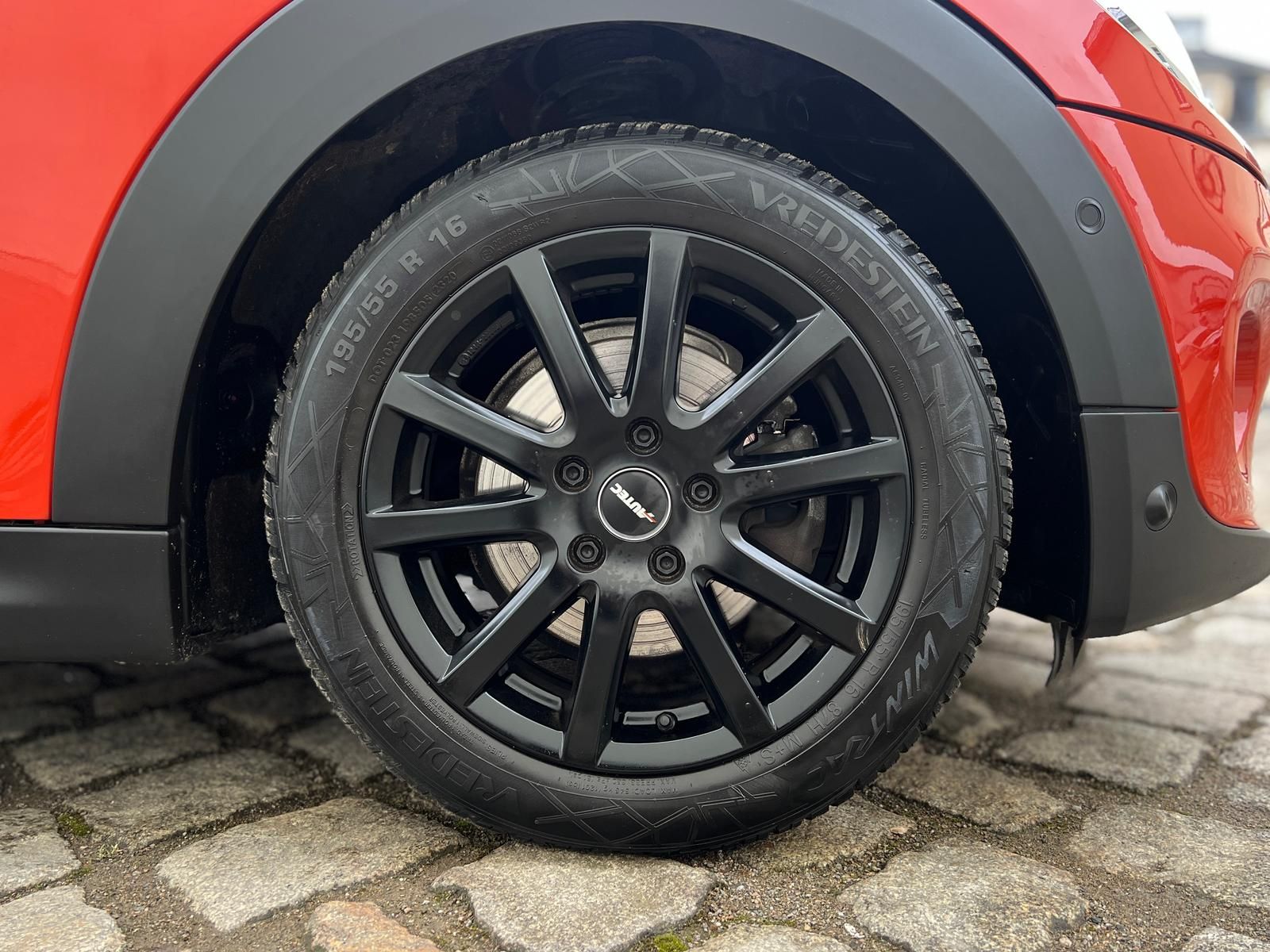 Fahrzeugabbildung MINI Cooper Chili Cabrio +BT+DAB+LEDER+PDC+SHZ+