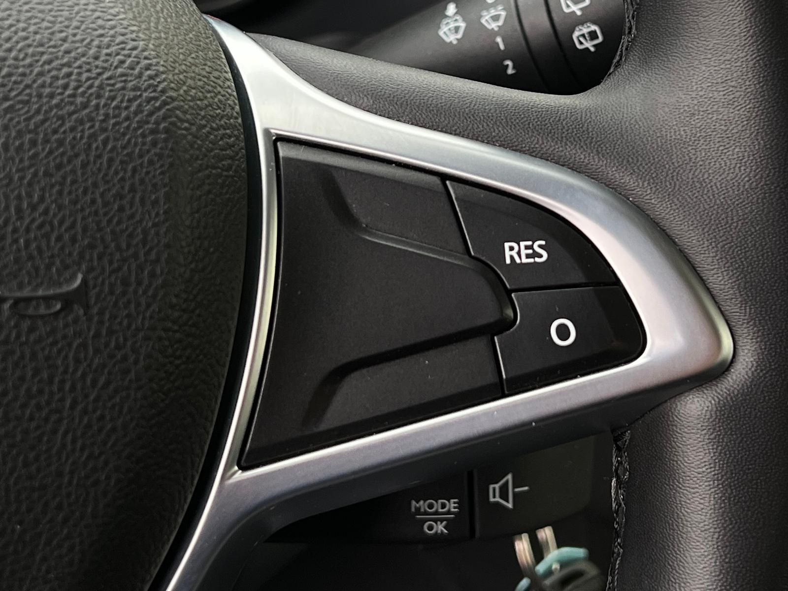 Fahrzeugabbildung Dacia Lodgy Stepway Selection+DAB+CARPLAY+NAVI+SHZ