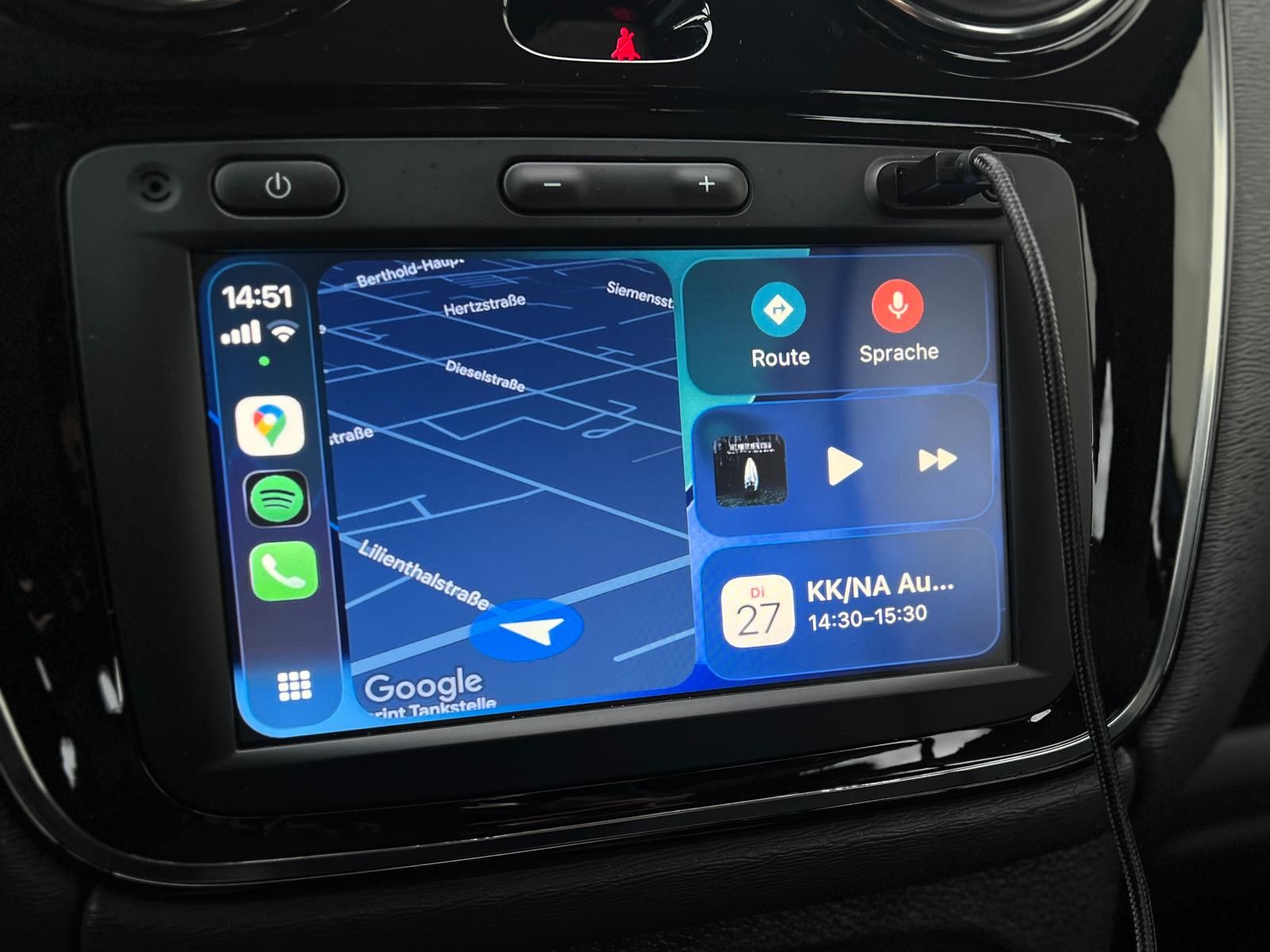 Fahrzeugabbildung Dacia Lodgy Stepway Selection+DAB+CARPLAY+NAVI+SHZ