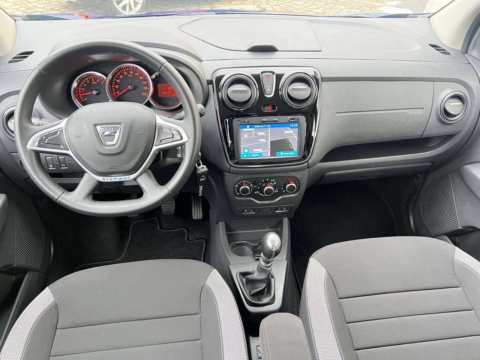 Fahrzeugabbildung Dacia Lodgy Stepway Selection+DAB+CARPLAY+NAVI+SHZ