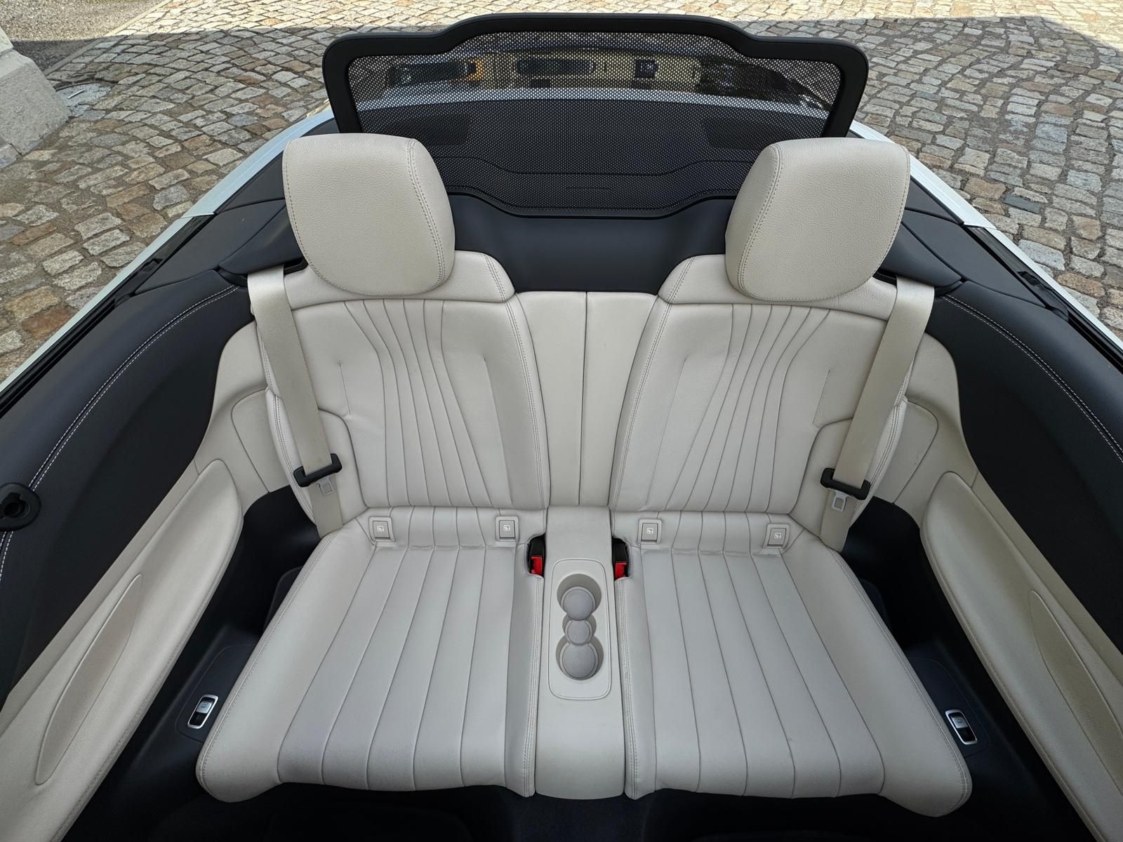 Fahrzeugabbildung Mercedes-Benz E200 Cabrio AMG-Line +ACC+CAM+CARPLAY+DAB+