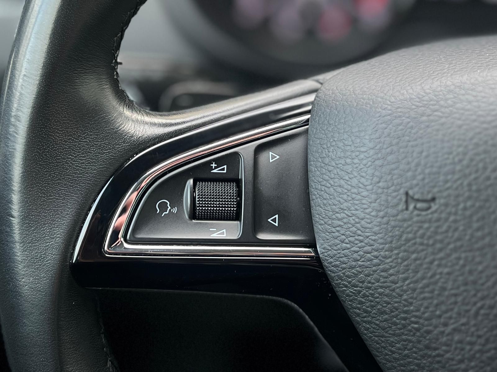 Fahrzeugabbildung SKODA Octavia 2.0 TSI Soleil +AHK+CARPLAY+DAB+PDC+SHZ+