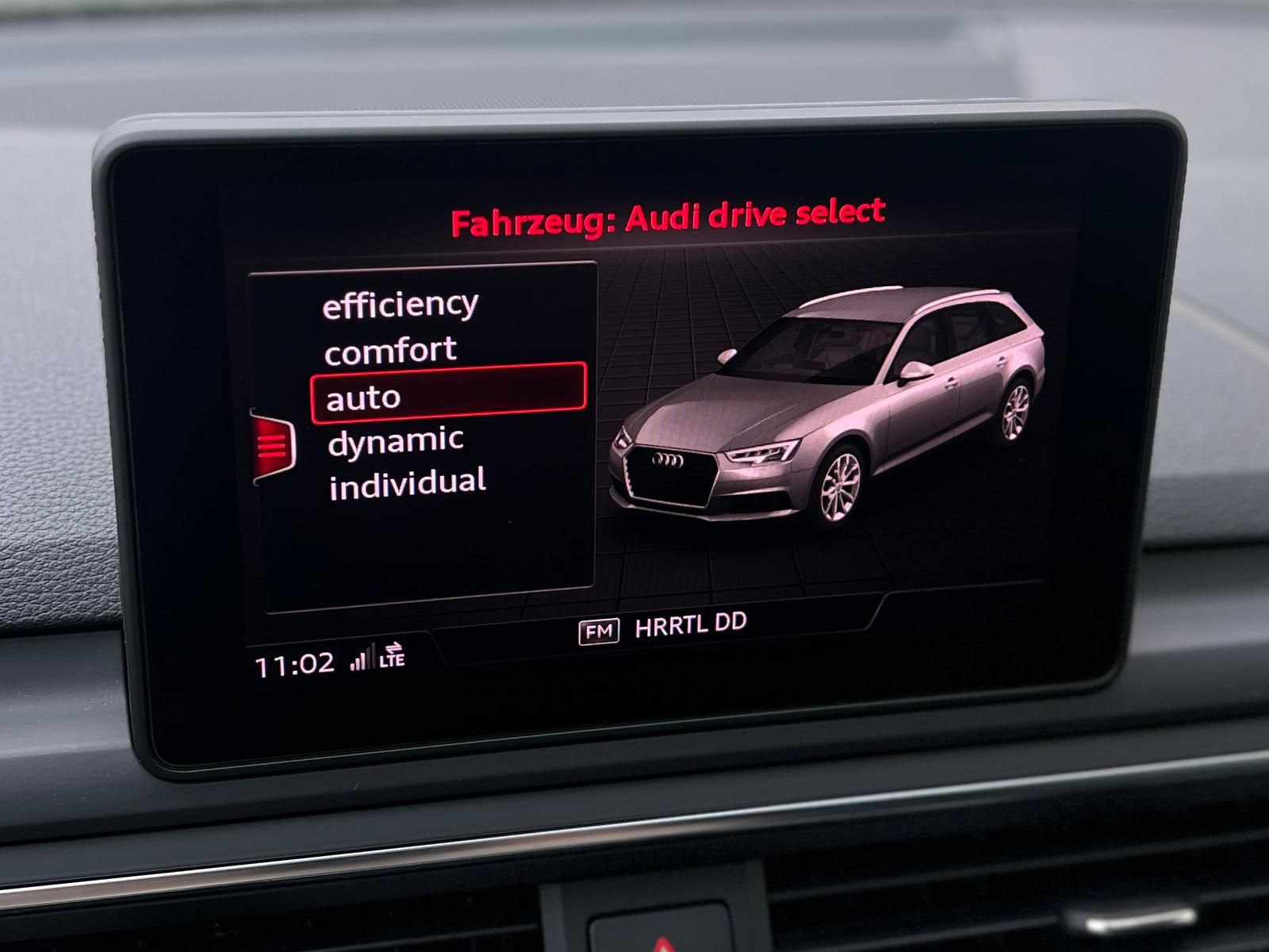 Fahrzeugabbildung Audi A4 2.0 TFSI Sport Ultra +B&O+CAM+TEMPO+L+N+X+