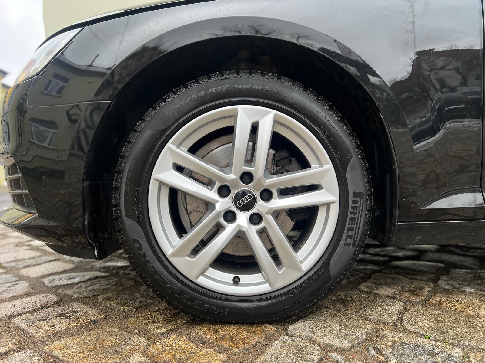 Fahrzeugabbildung Audi A4 2.0 TFSI Sport Ultra +B&O+CAM+TEMPO+L+N+X+