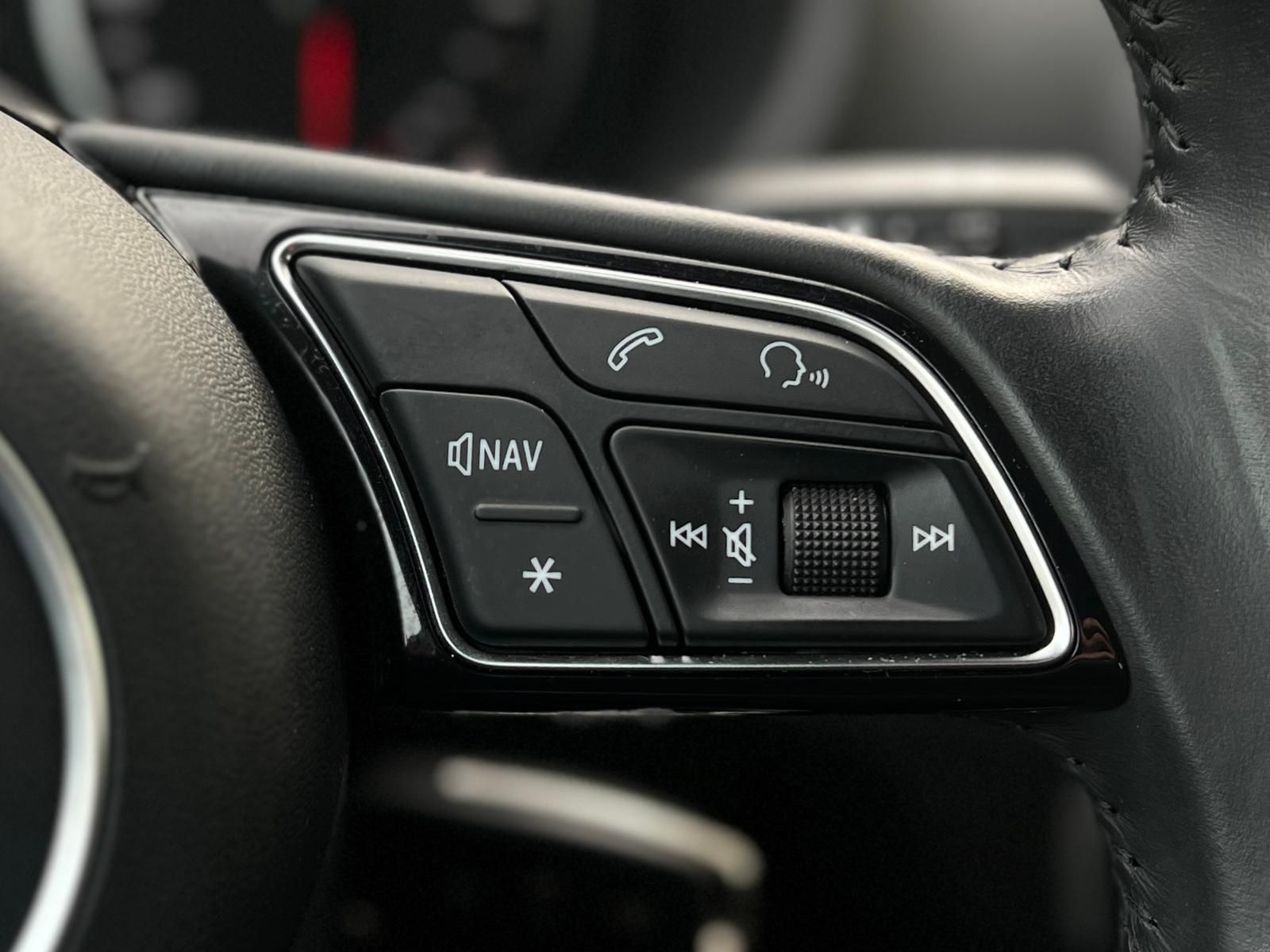 Fahrzeugabbildung Audi A3 1.5 TFSI Sport +BT+LED+NAVI+PDC+SHZ+TEMPO+