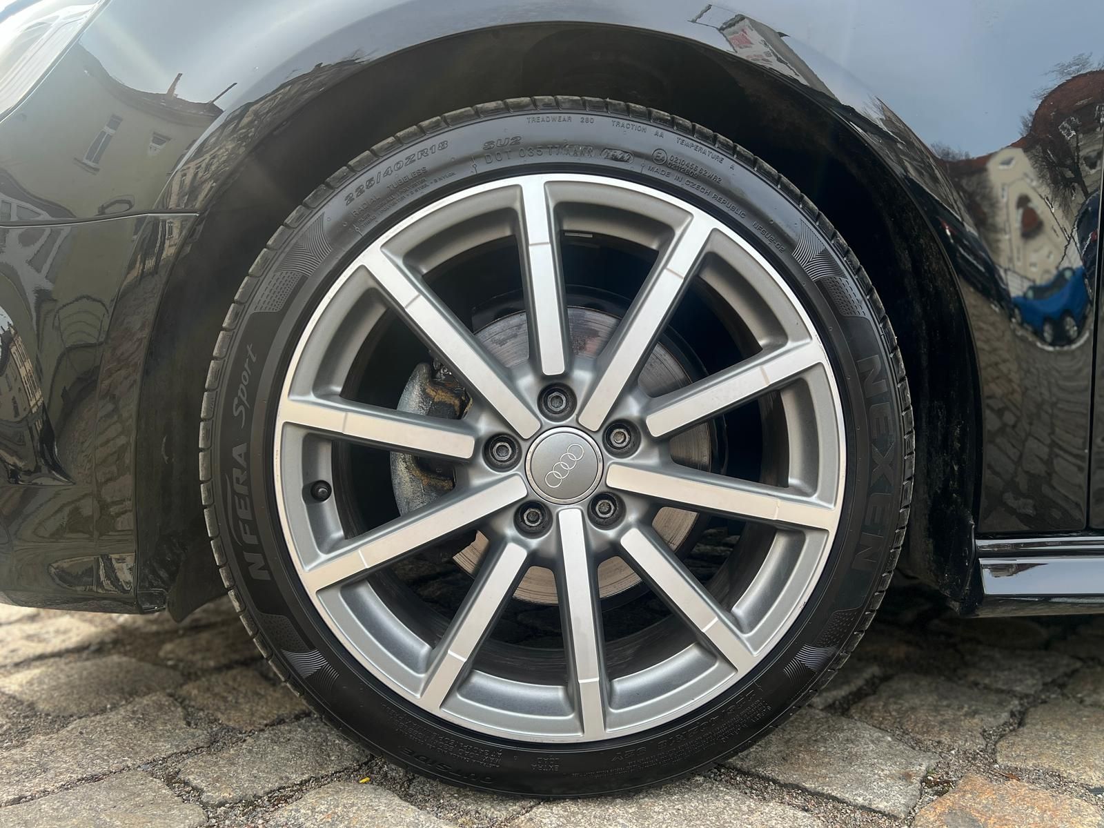 Fahrzeugabbildung Audi A3 1.5 TFSI Sport +BT+LED+NAVI+PDC+SHZ+TEMPO+