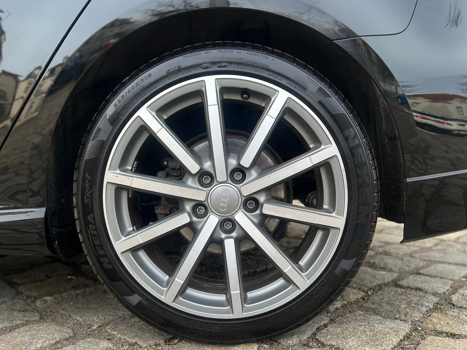 Fahrzeugabbildung Audi A3 1.5 TFSI Sport +BT+LED+NAVI+PDC+SHZ+TEMPO+