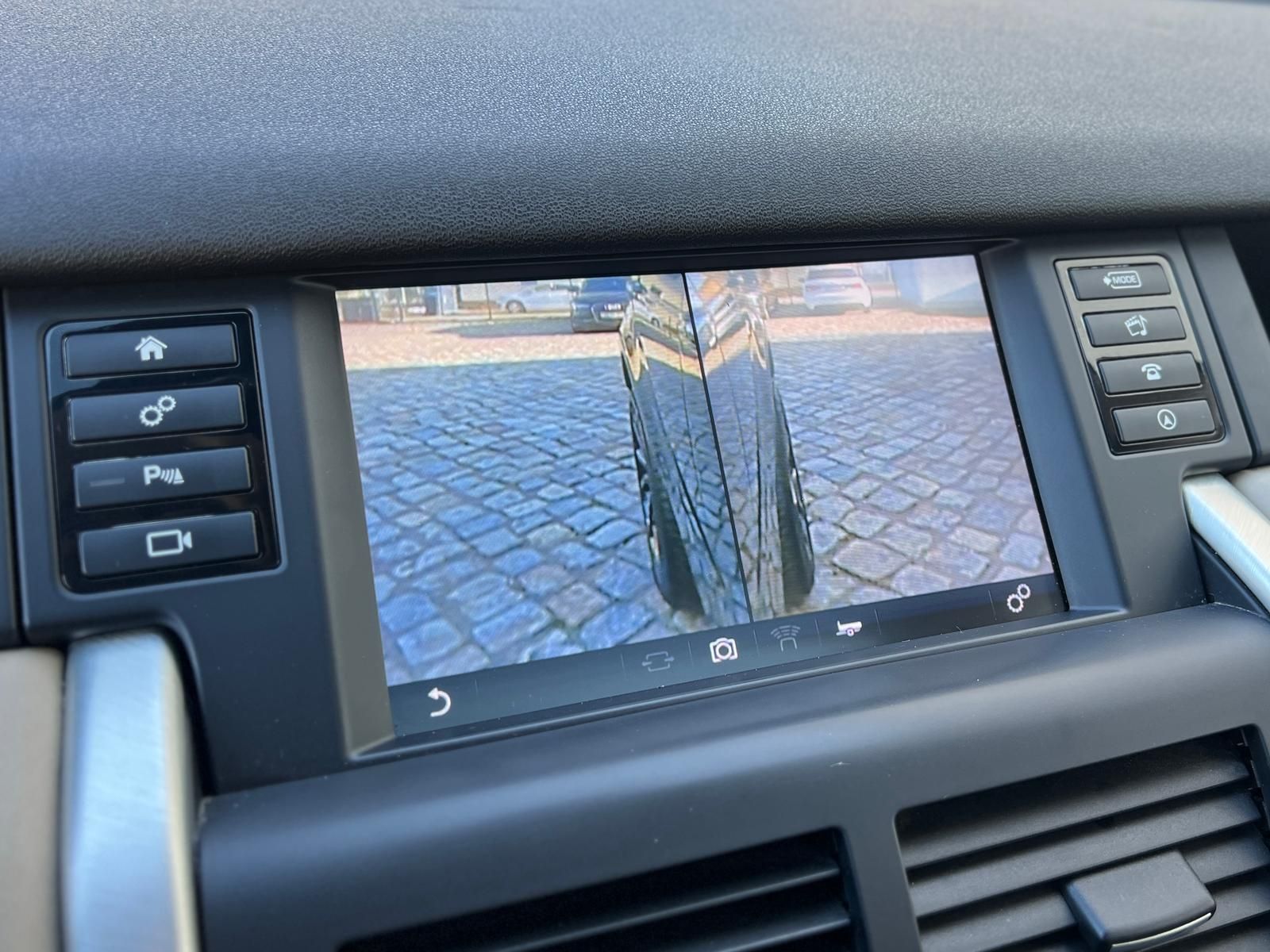 Fahrzeugabbildung Land Rover Discovery 2.0 Td4 Sport HSE +AHK+360°+L+N+X+PANO