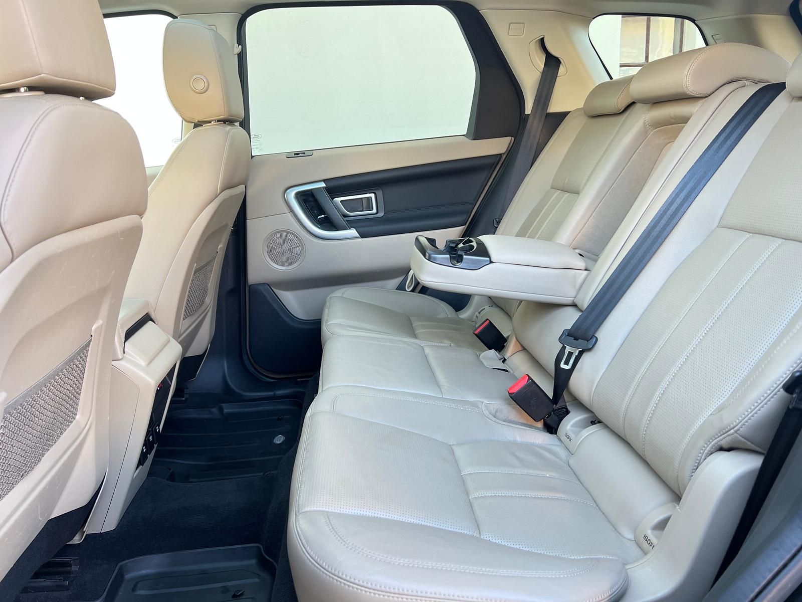 Fahrzeugabbildung Land Rover Discovery 2.0 Td4 Sport HSE +AHK+360°+L+N+X+PANO