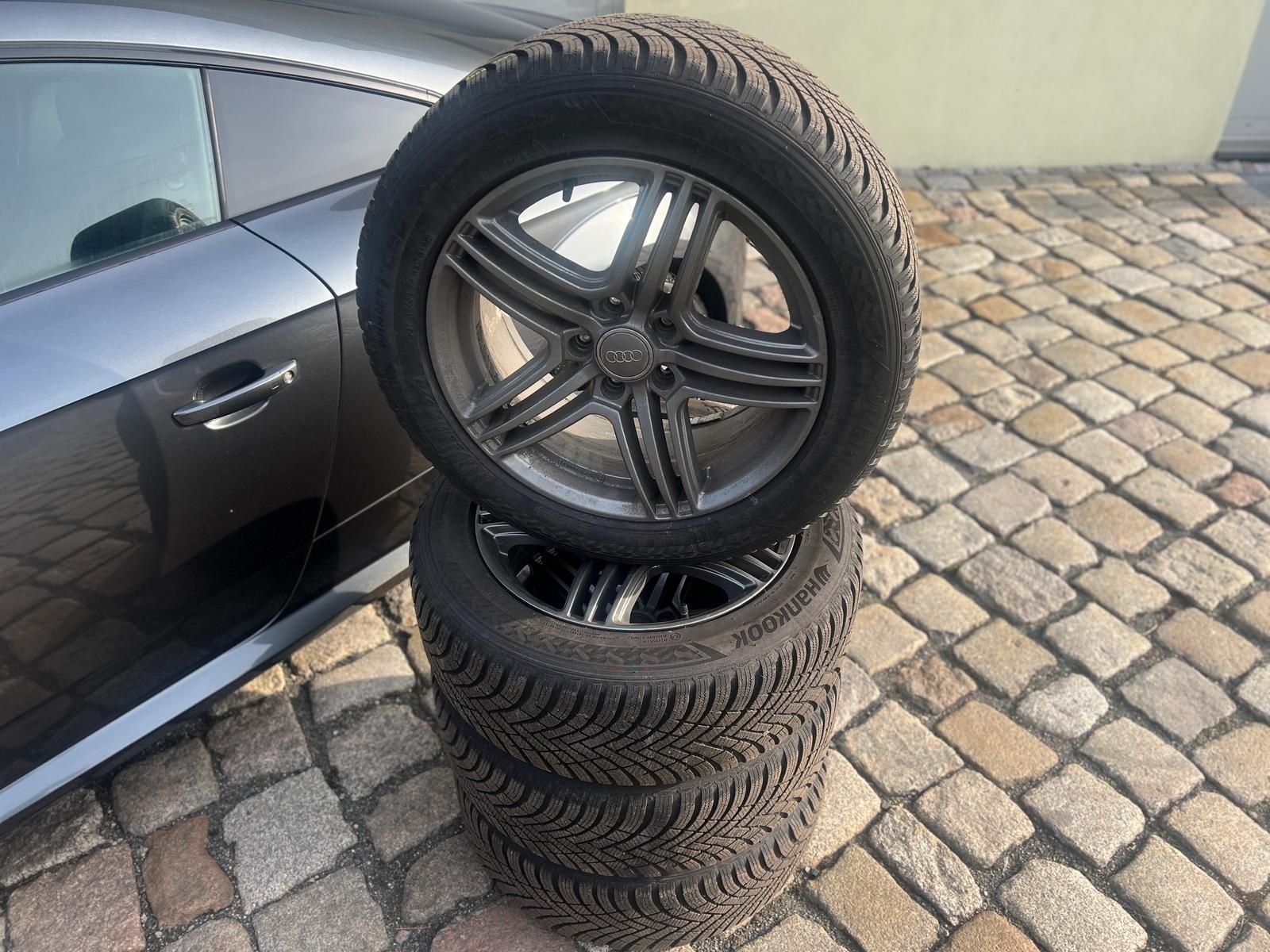 Fahrzeugabbildung Audi TT 1.8 TFSI +19"+ALCANTARA+NAVI+BI-XENON+