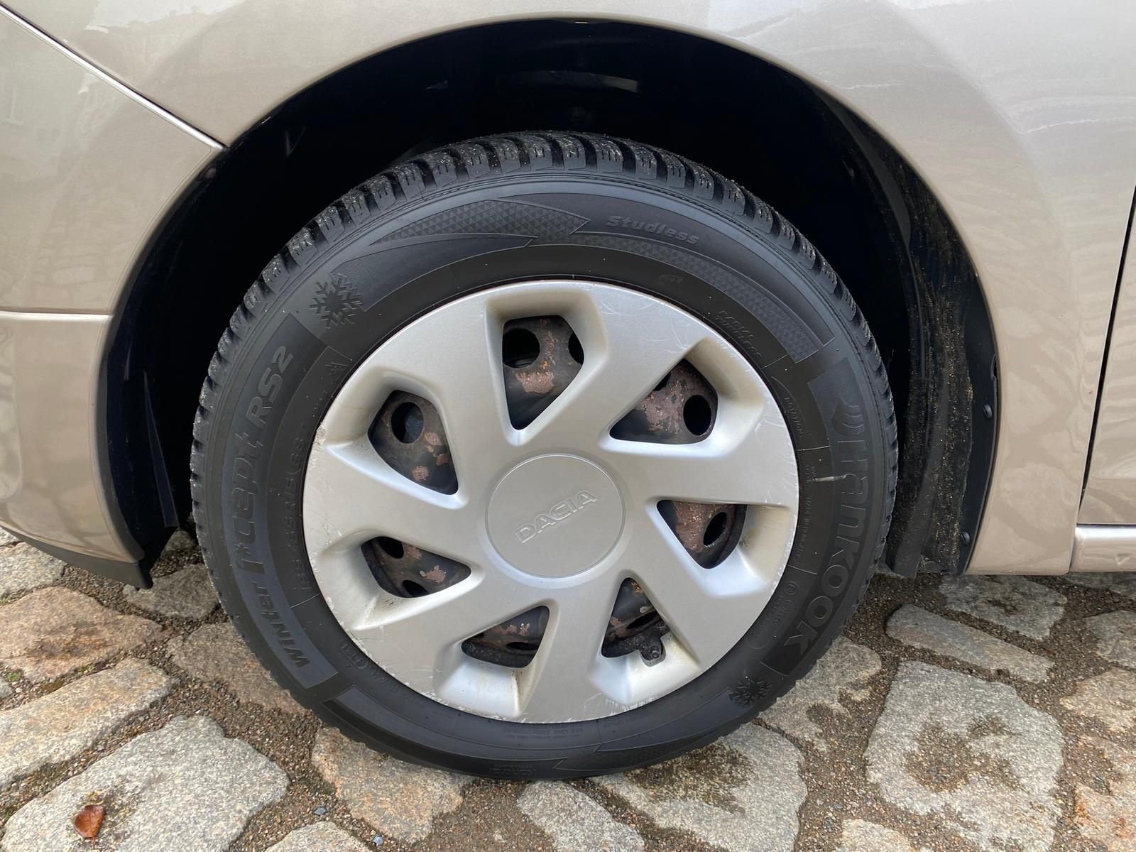 Fahrzeugabbildung Dacia Sandero 0.9 TCE Laureate +BLUETOOTH+KLIMA+NAVI+