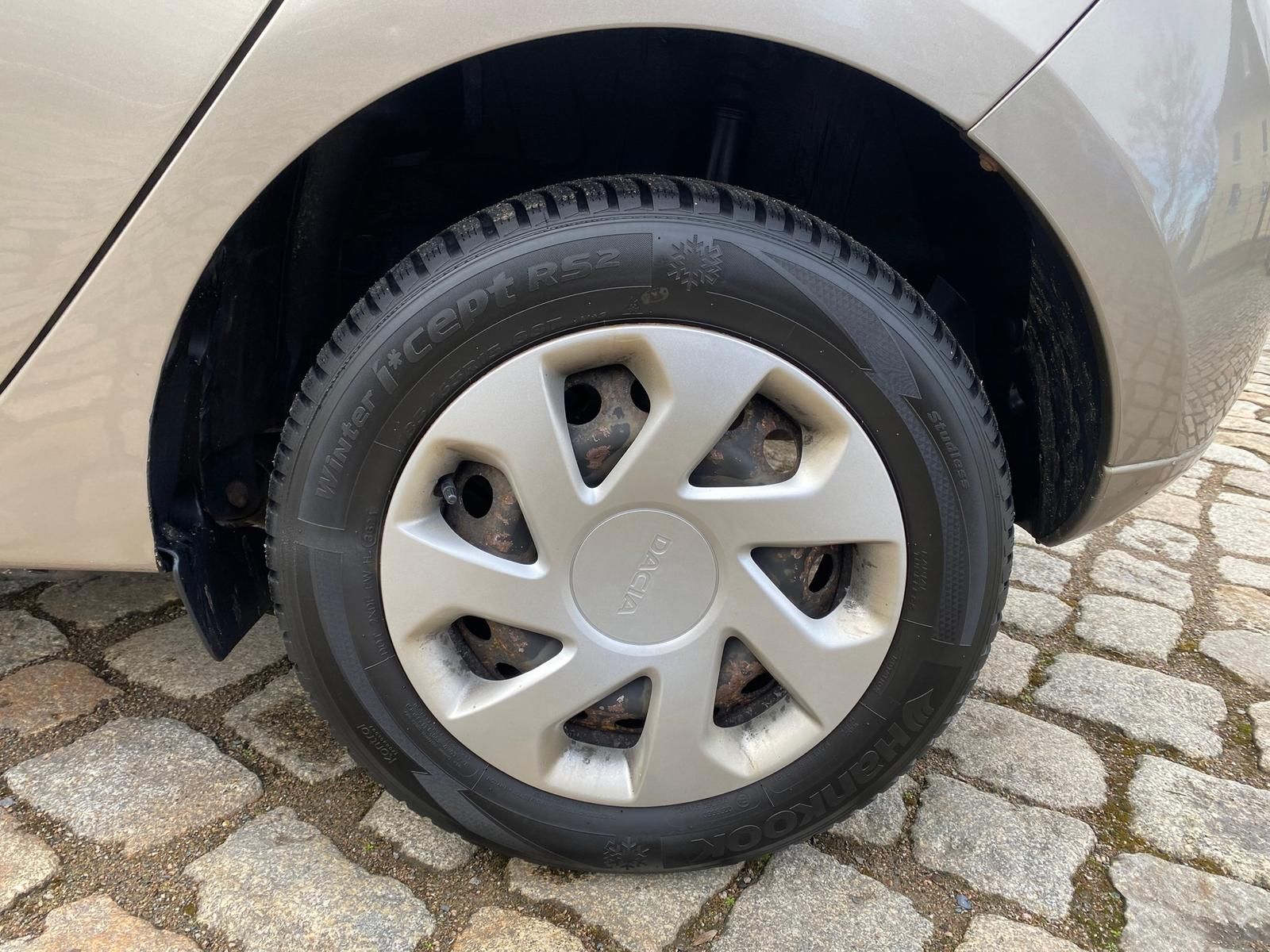 Fahrzeugabbildung Dacia Sandero 0.9 TCE Laureate +BLUETOOTH+KLIMA+NAVI+