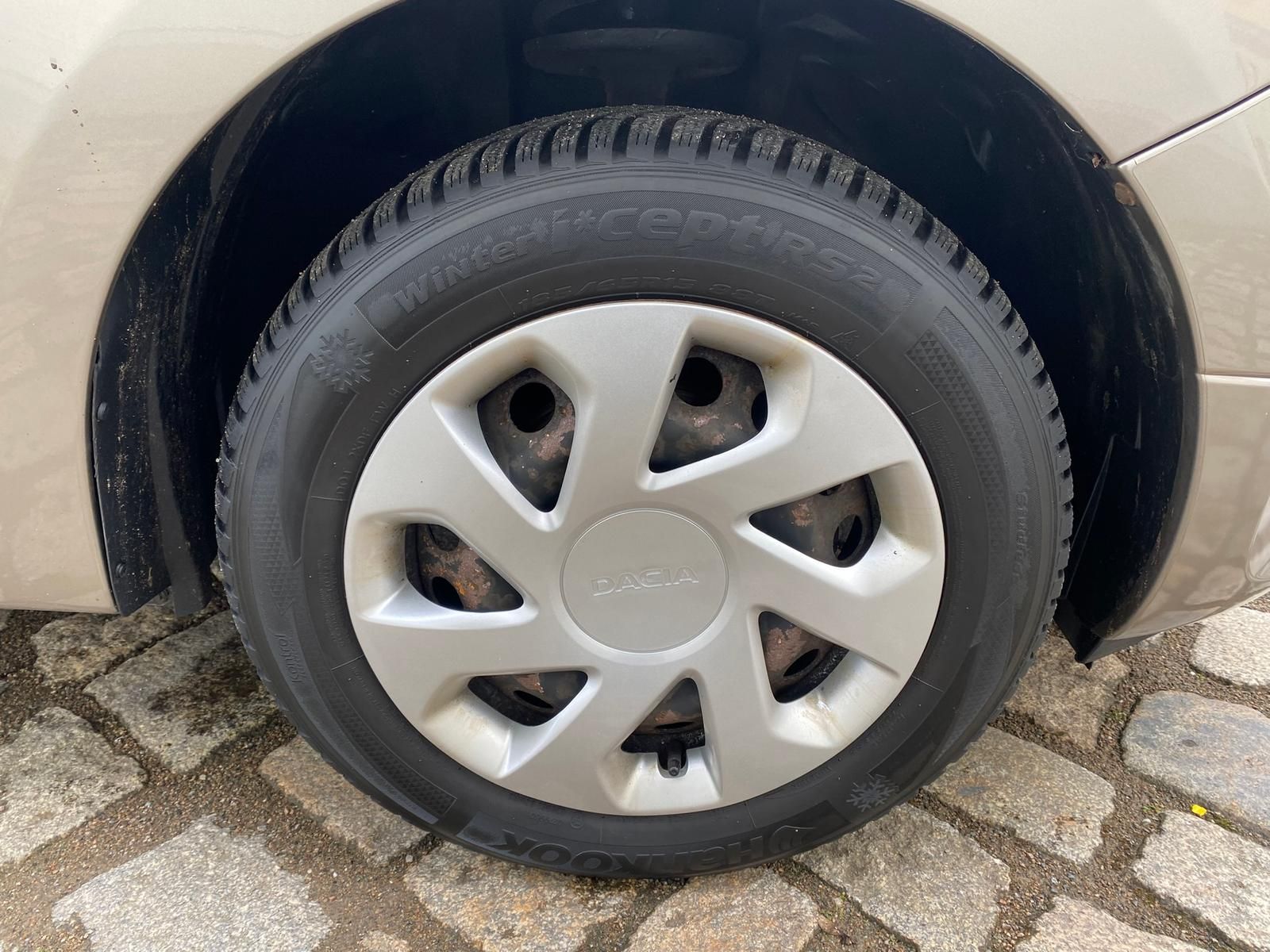 Fahrzeugabbildung Dacia Sandero 0.9 TCE Laureate +BLUETOOTH+KLIMA+NAVI+