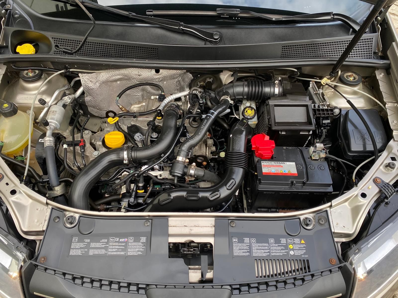 Fahrzeugabbildung Dacia Sandero 0.9 TCE Laureate +BLUETOOTH+KLIMA+NAVI+