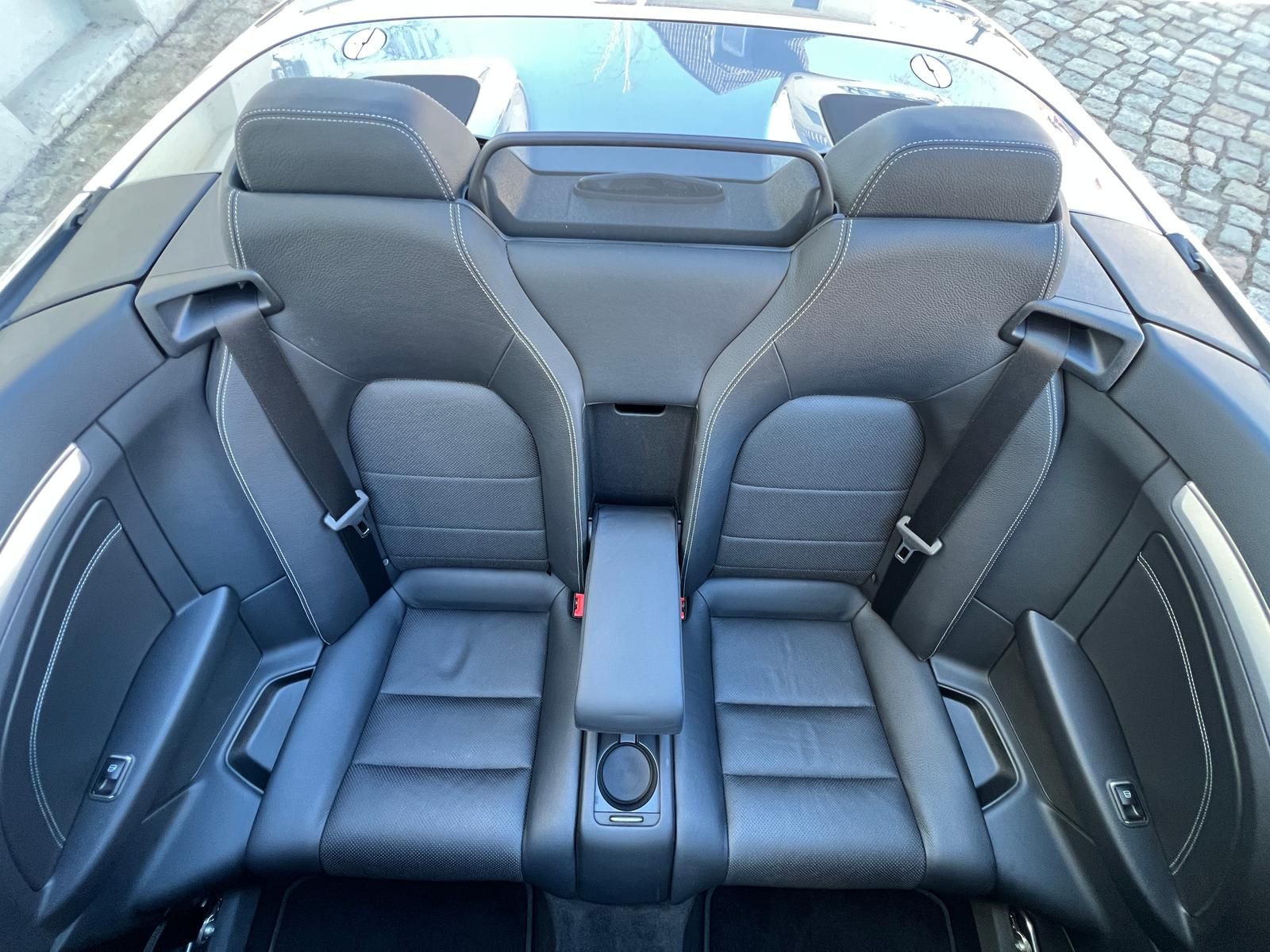 Fahrzeugabbildung Mercedes-Benz E 250 Cabrio +ACC+BT+360°+LEDER+NAVI+SHZ+