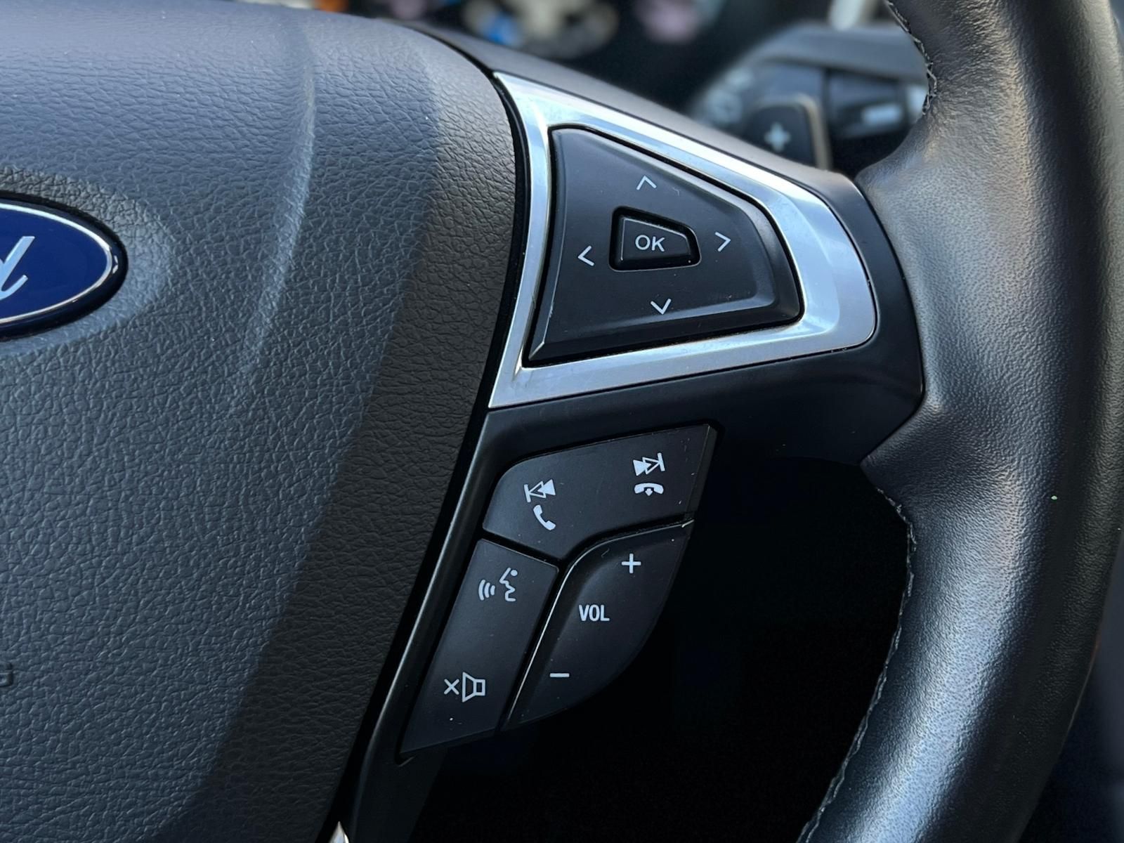 Fahrzeugabbildung Ford Mondeo 2.0 EcoBlue Titanium AWD +AHK+CAM+LED+