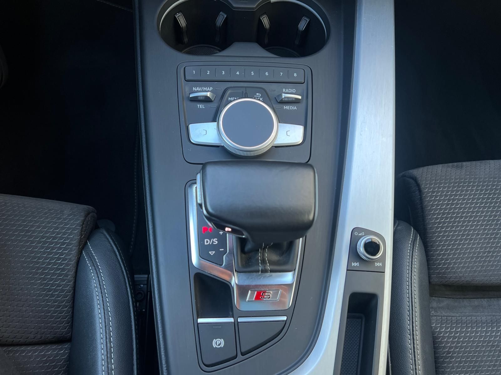 Fahrzeugabbildung Audi S4 3.0 V6 TFSI Quattro +ACC+AHK+HUD+MATRIX+STHZ+