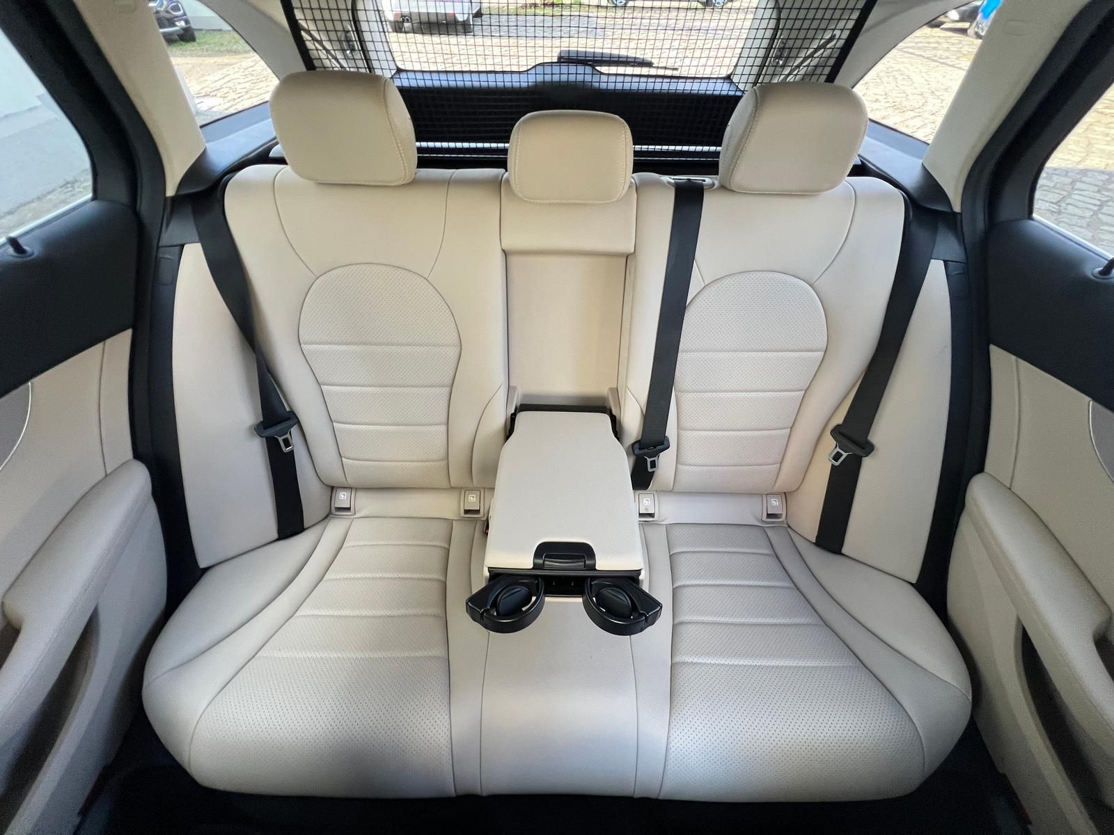 Fahrzeugabbildung Mercedes-Benz C 220 T d 4Matic +ACC+AHK+CARPLAY+DAB+LED+STHZ+