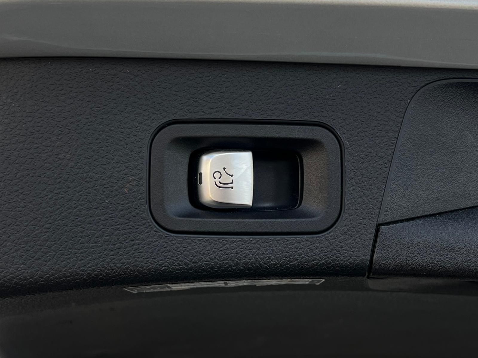 Fahrzeugabbildung Mercedes-Benz C 220 T d 4Matic +ACC+AHK+CARPLAY+DAB+LED+STHZ+