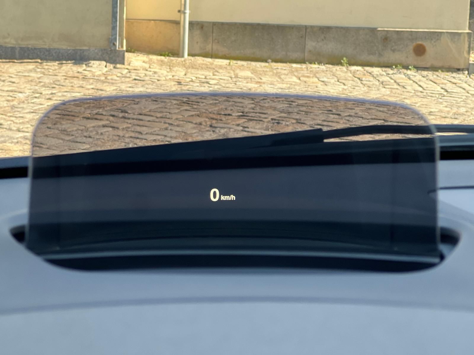 Fahrzeugabbildung BMW 218d xDrive Luxury Line+AHK+CAM+HUD+LED+PANO+