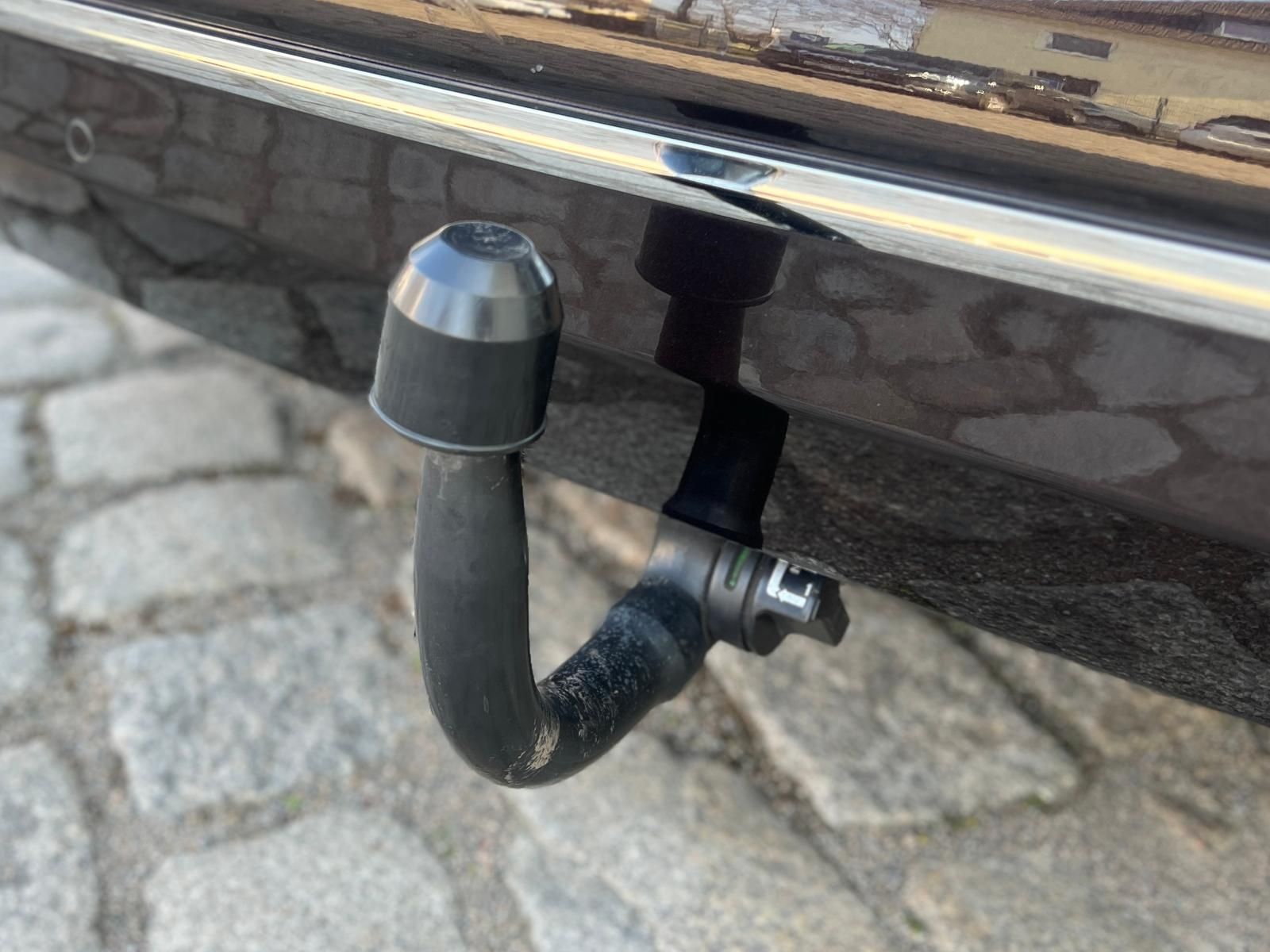 Fahrzeugabbildung BMW 218d xDrive Luxury Line+AHK+CAM+HUD+LED+PANO+