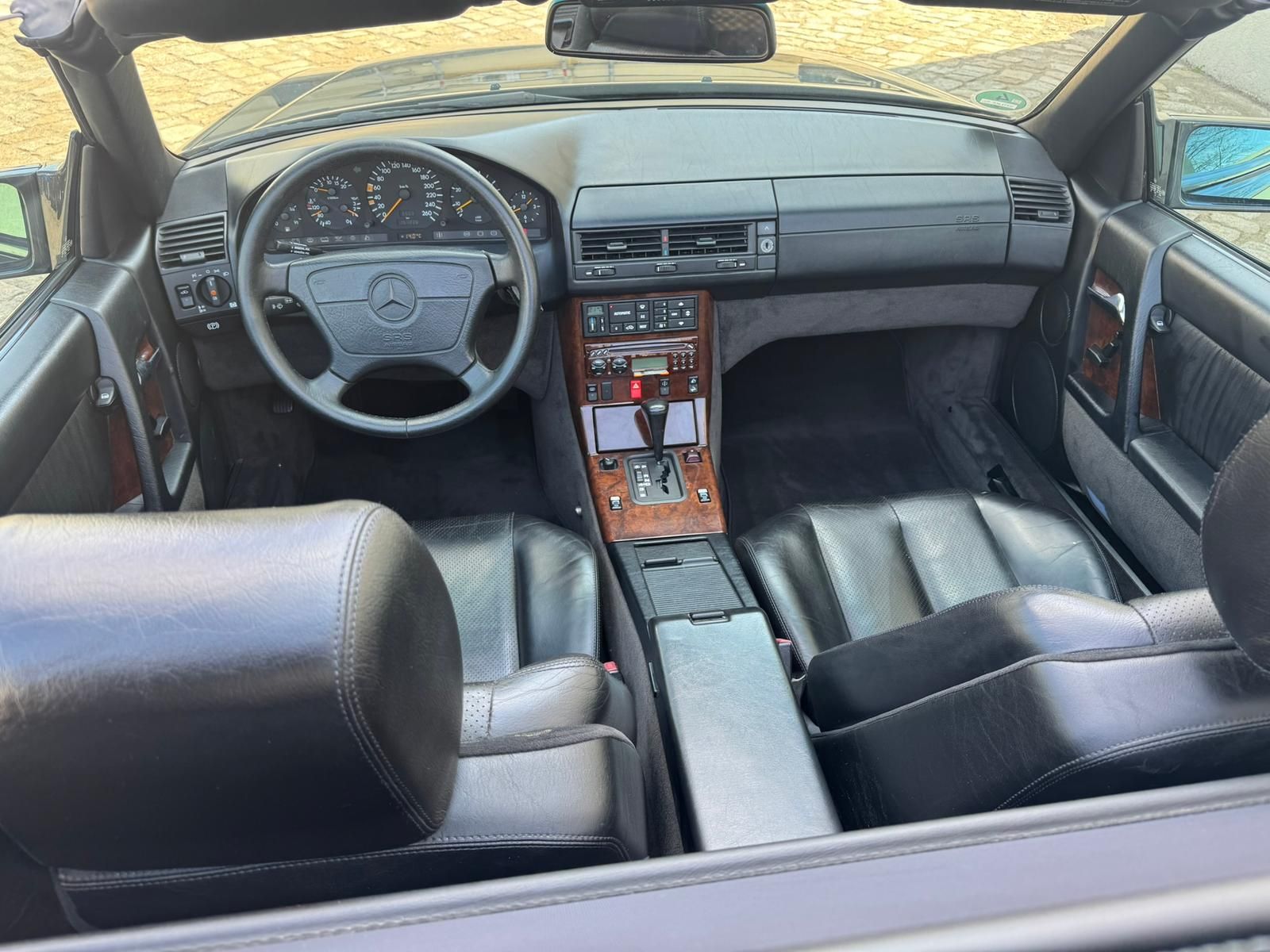 Fahrzeugabbildung Mercedes-Benz SL 320 Roadster Automatik