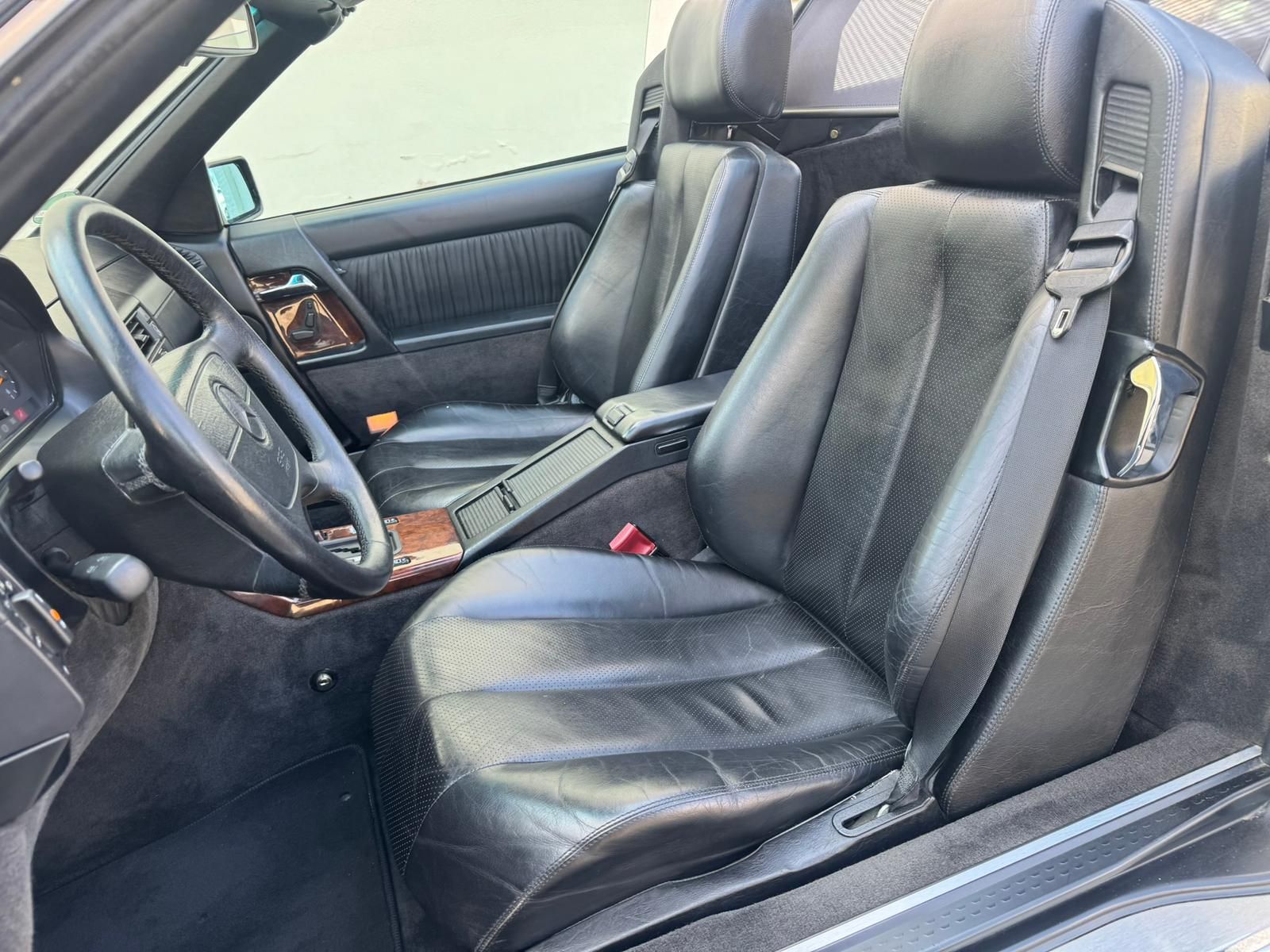 Fahrzeugabbildung Mercedes-Benz SL 320 Roadster Automatik