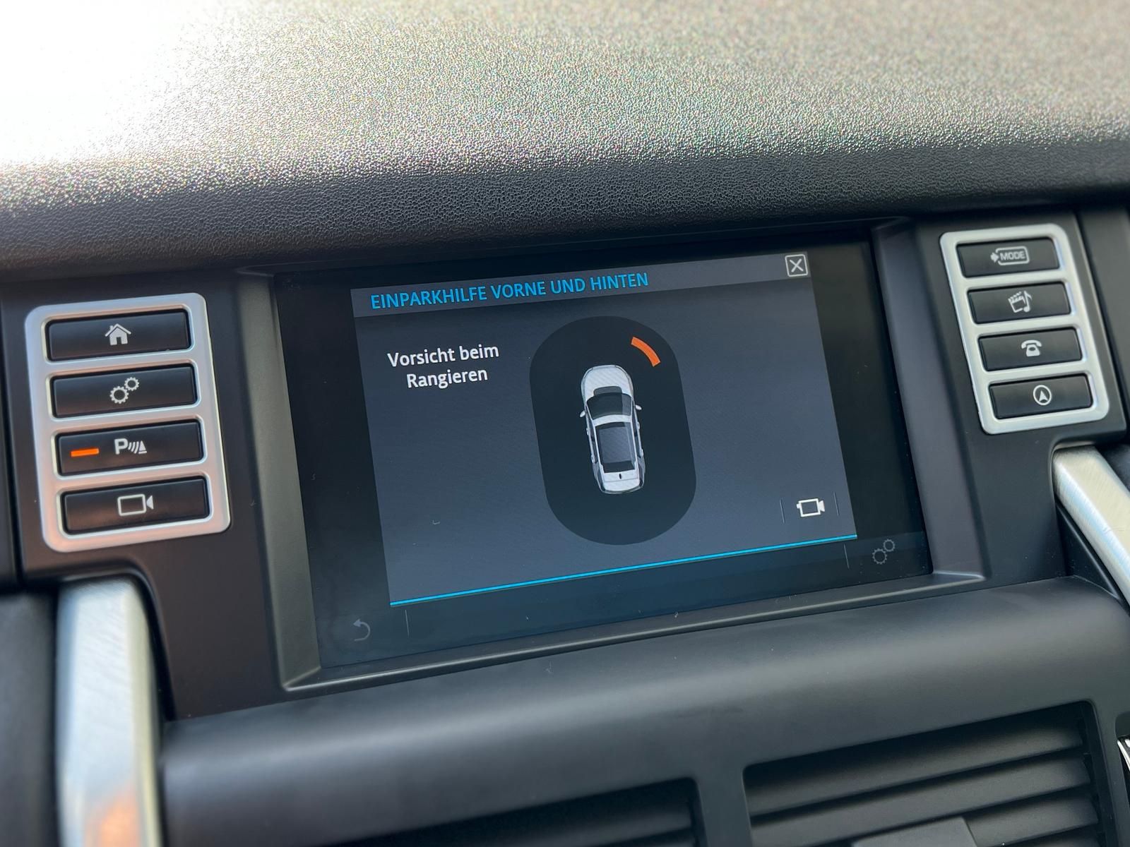 Fahrzeugabbildung Land Rover Discovery Sport 2.0 Td4 SE AWD +AHK+CAM+PANO+