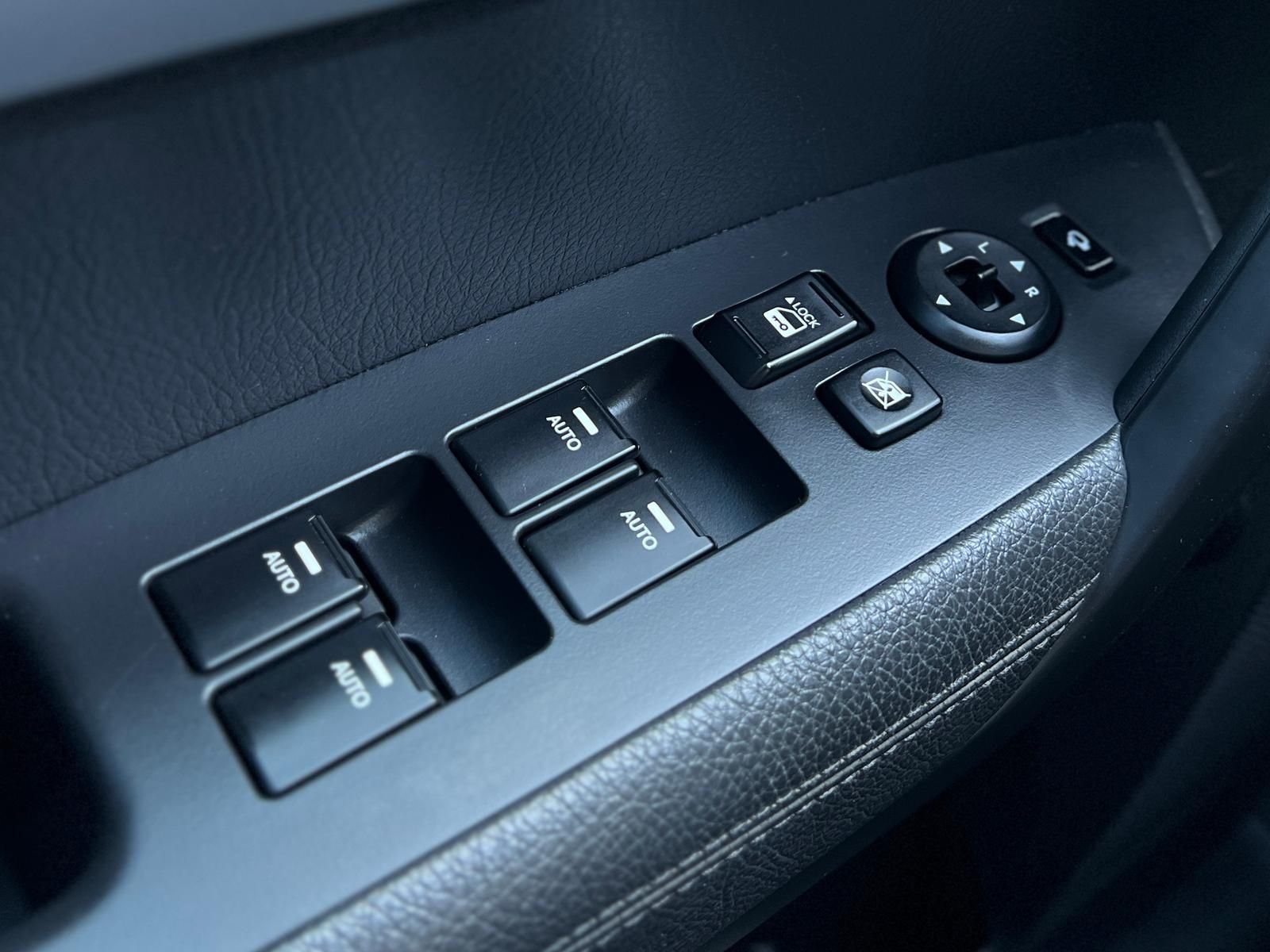 Fahrzeugabbildung Kia Sorento 2.2 CRDi Spirit 4WD +AHK+CAM+PANO+L+N+X+