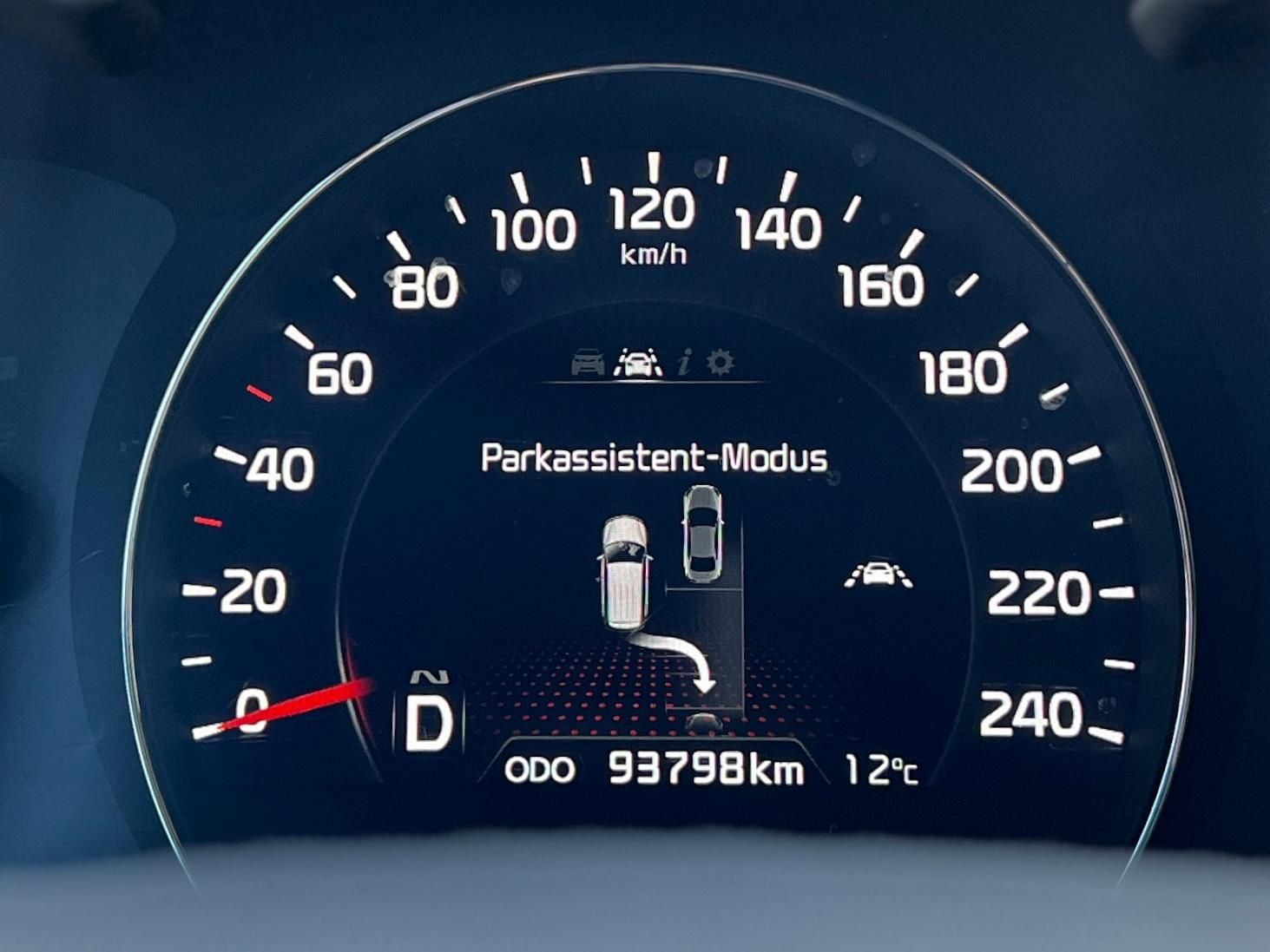 Fahrzeugabbildung Kia Sorento 2.2 CRDi Spirit 4WD +AHK+CAM+PANO+L+N+X+