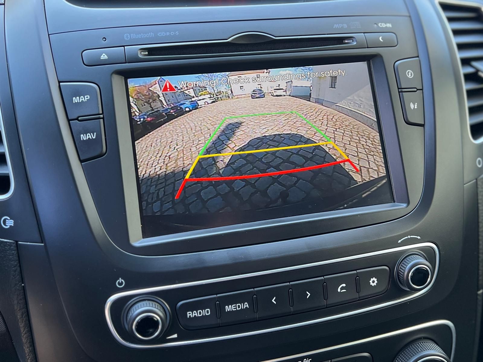 Fahrzeugabbildung Kia Sorento 2.2 CRDi Spirit 4WD +AHK+CAM+PANO+L+N+X+