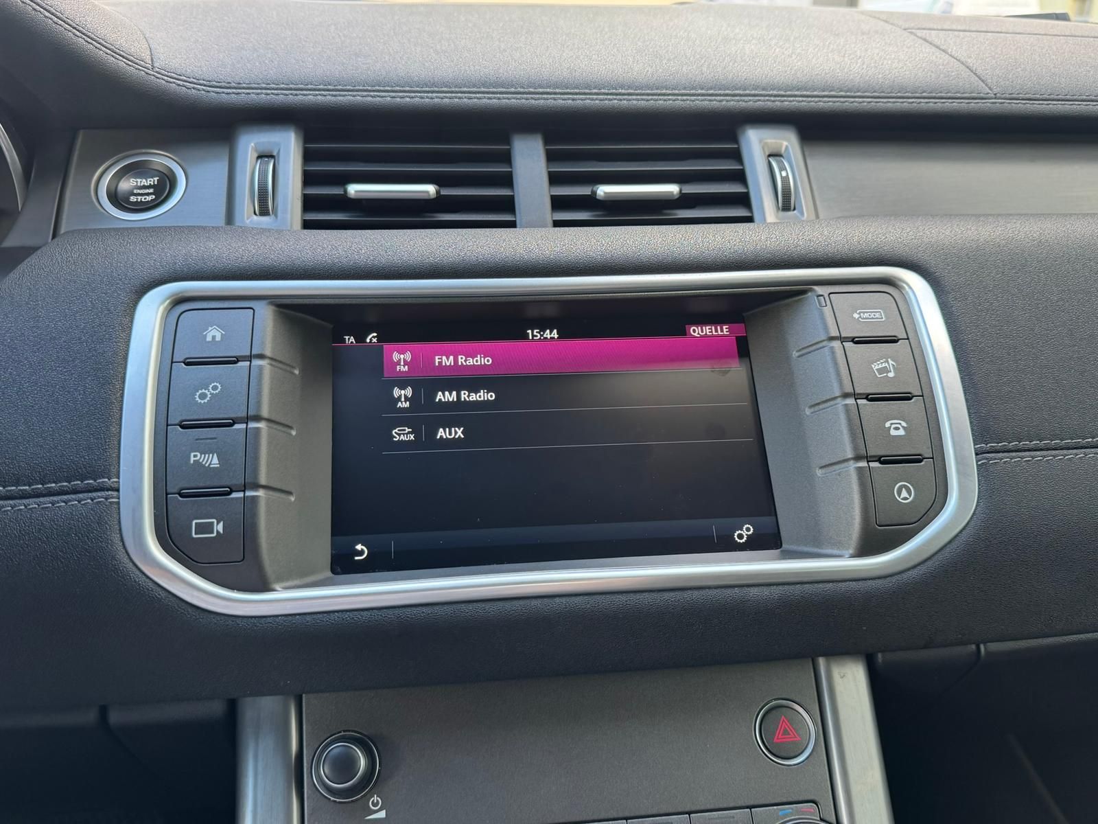 Fahrzeugabbildung Land Rover Range Rover Evoque 2.0 Td4 SE Dynamic +AHK+