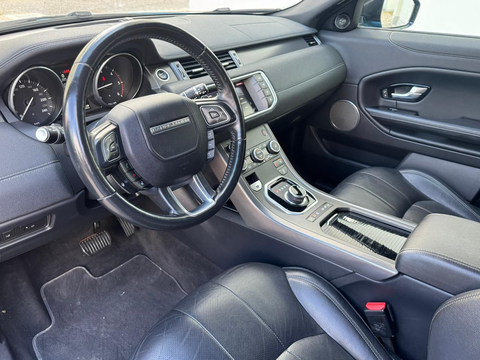 Fahrzeugabbildung Land Rover Range Rover Evoque 2.0 Td4 SE Dynamic +AHK+