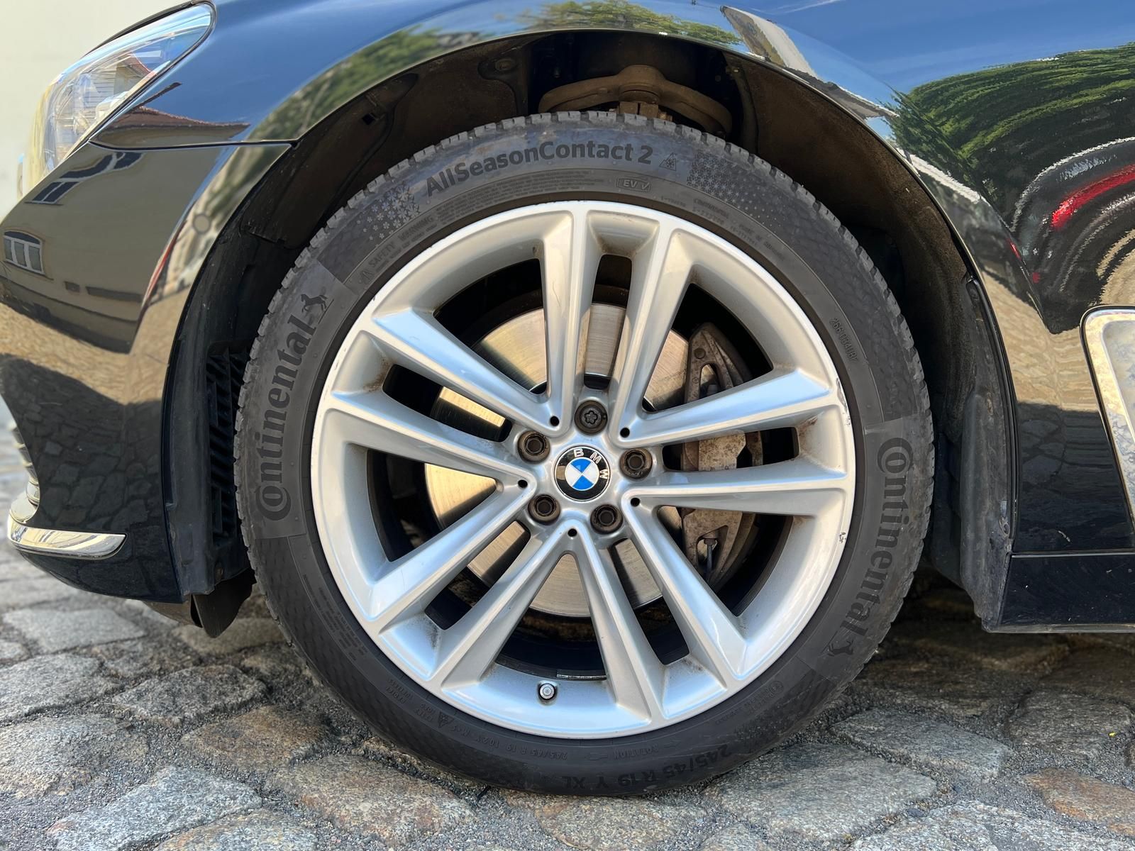 Fahrzeugabbildung BMW 740d xDrive Shadow-Line +CARPLAY+HUD+LASER+360°+