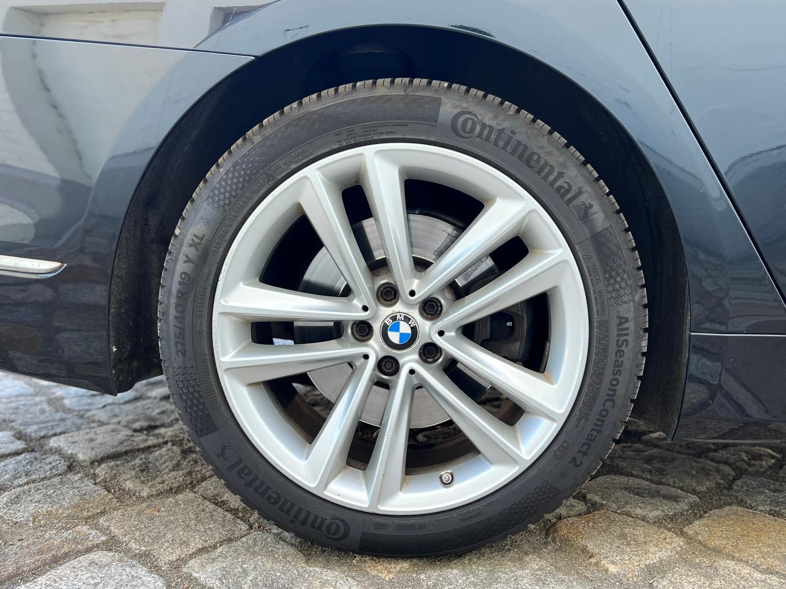 Fahrzeugabbildung BMW 740d xDrive Shadow-Line +CARPLAY+HUD+LASER+360°+