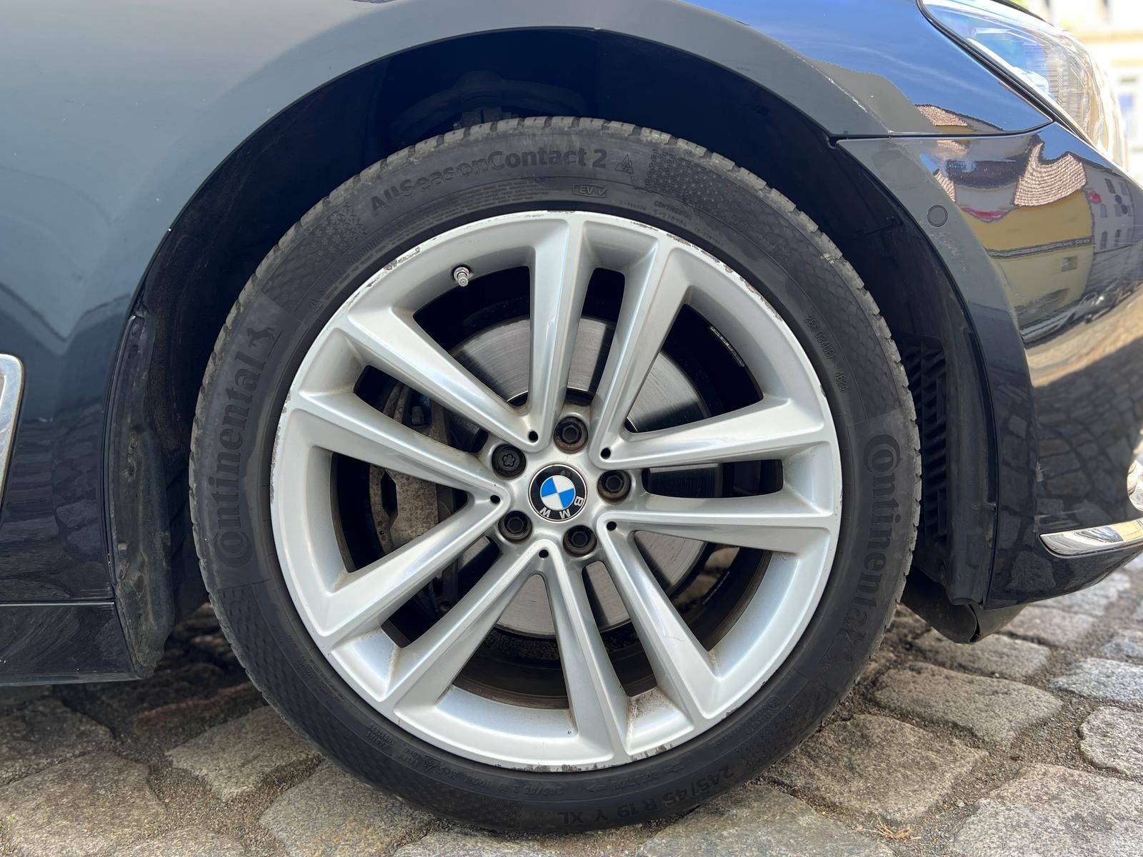 Fahrzeugabbildung BMW 740d xDrive Shadow-Line +CARPLAY+HUD+LASER+360°+