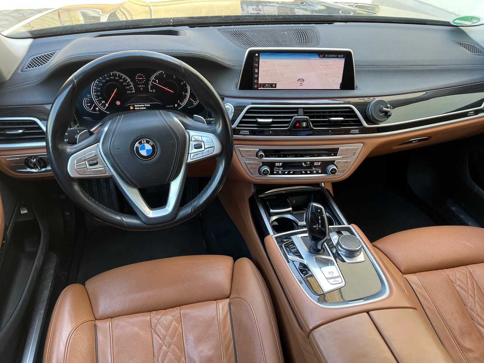 Fahrzeugabbildung BMW 740d xDrive Shadow-Line +CARPLAY+HUD+LASER+360°+