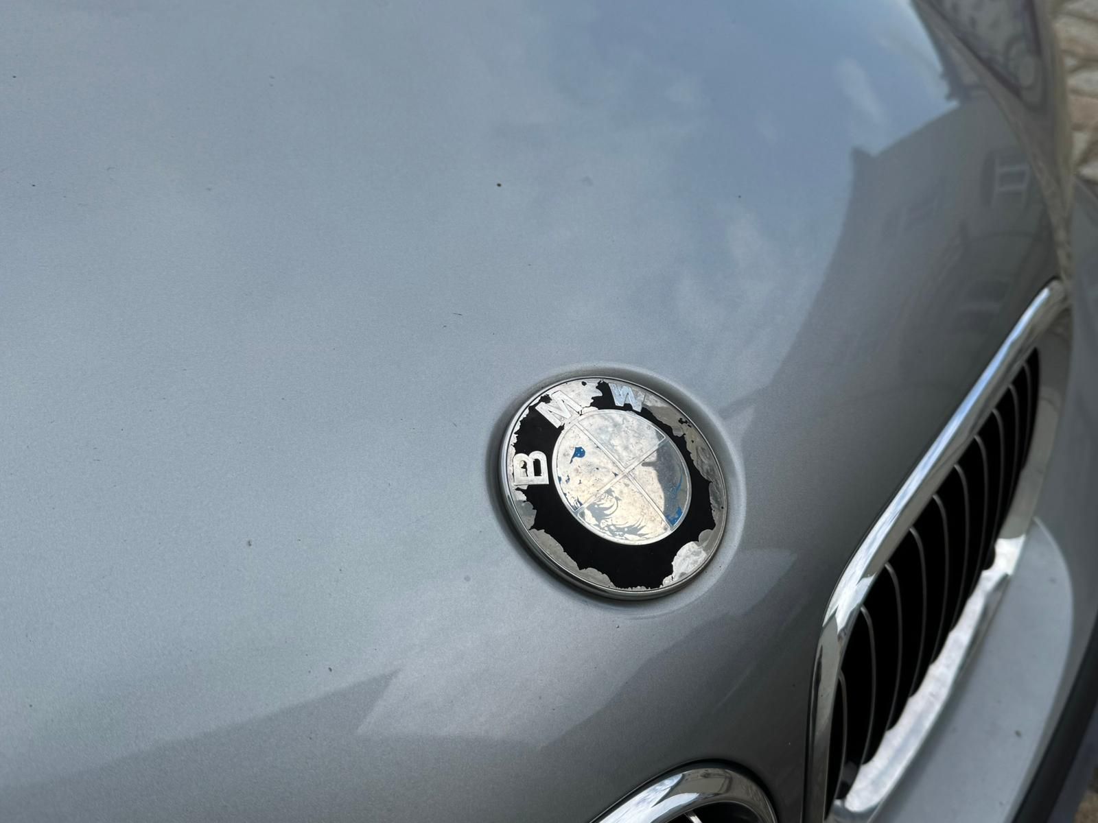 Fahrzeugabbildung BMW 318i Edition Lifestyle *AHK*KLIMA*SHZ*PDC*