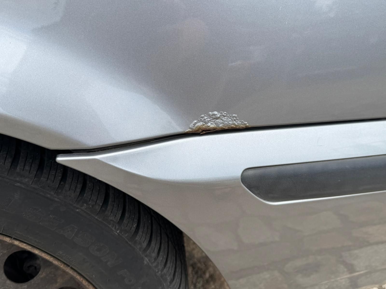 Fahrzeugabbildung BMW 318i Edition Lifestyle *AHK*KLIMA*SHZ*PDC*