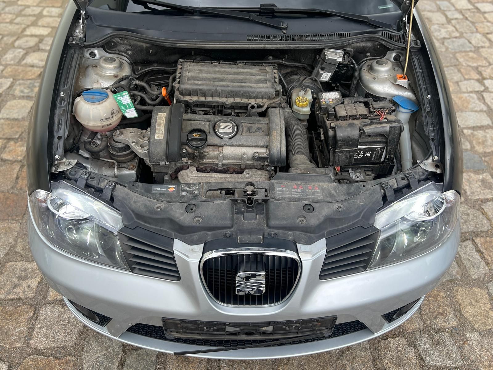 Fahrzeugabbildung SEAT Ibiza 1.4 Comfort Edition *BT*KLIMA*TEMPO*8FACH*