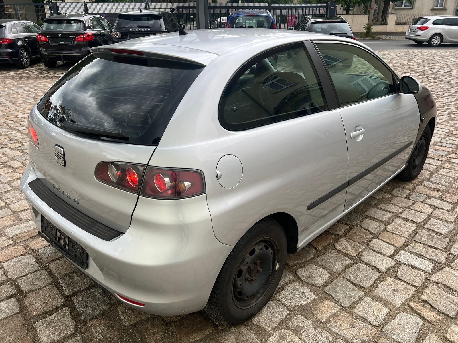 Fahrzeugabbildung SEAT Ibiza 1.4 Comfort Edition *BT*KLIMA*TEMPO*8FACH*
