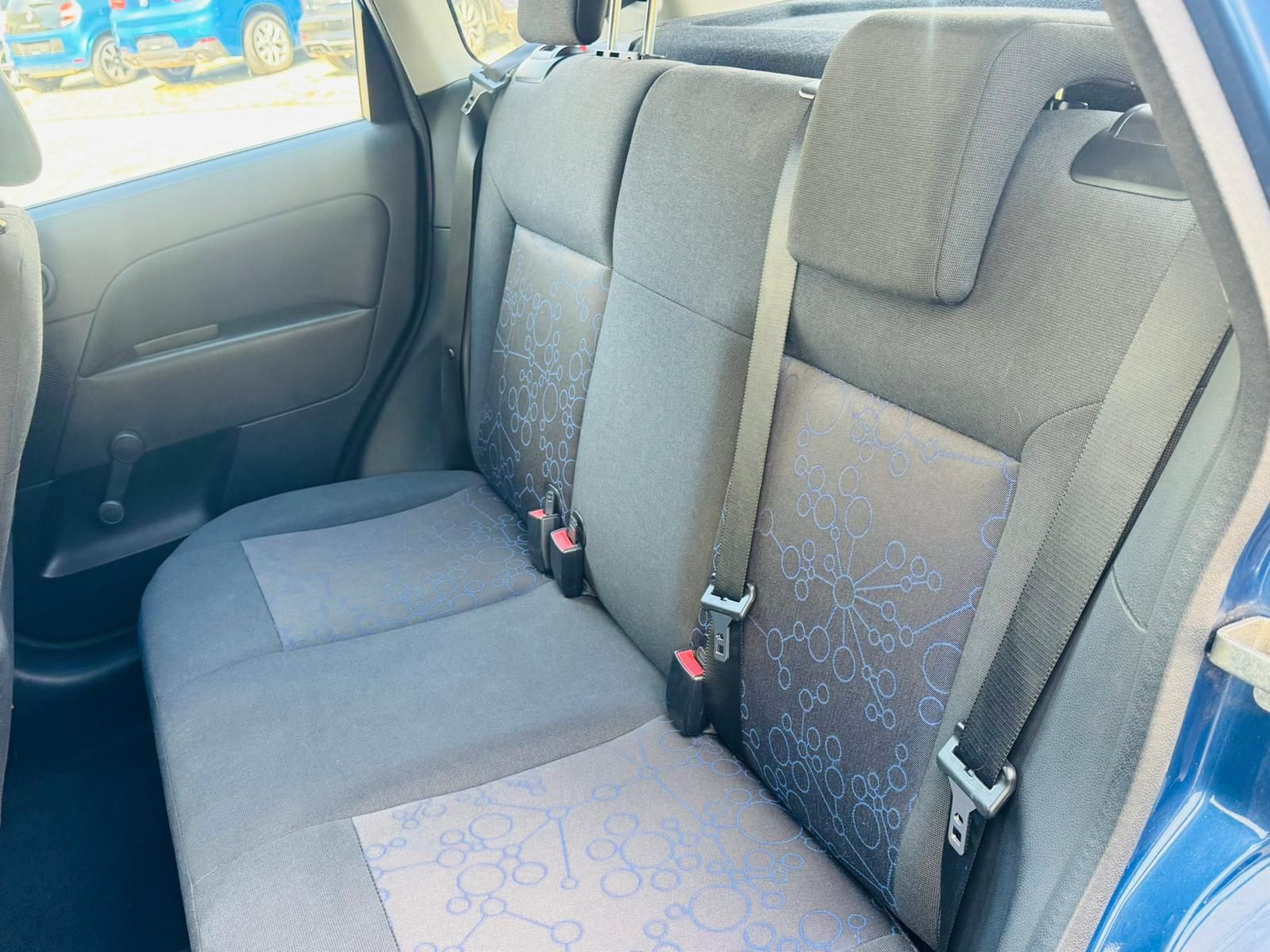 Fahrzeugabbildung Ford Fiesta 1.3  Fun X *KLIMA*BEH. FRONTSCHEIBE*