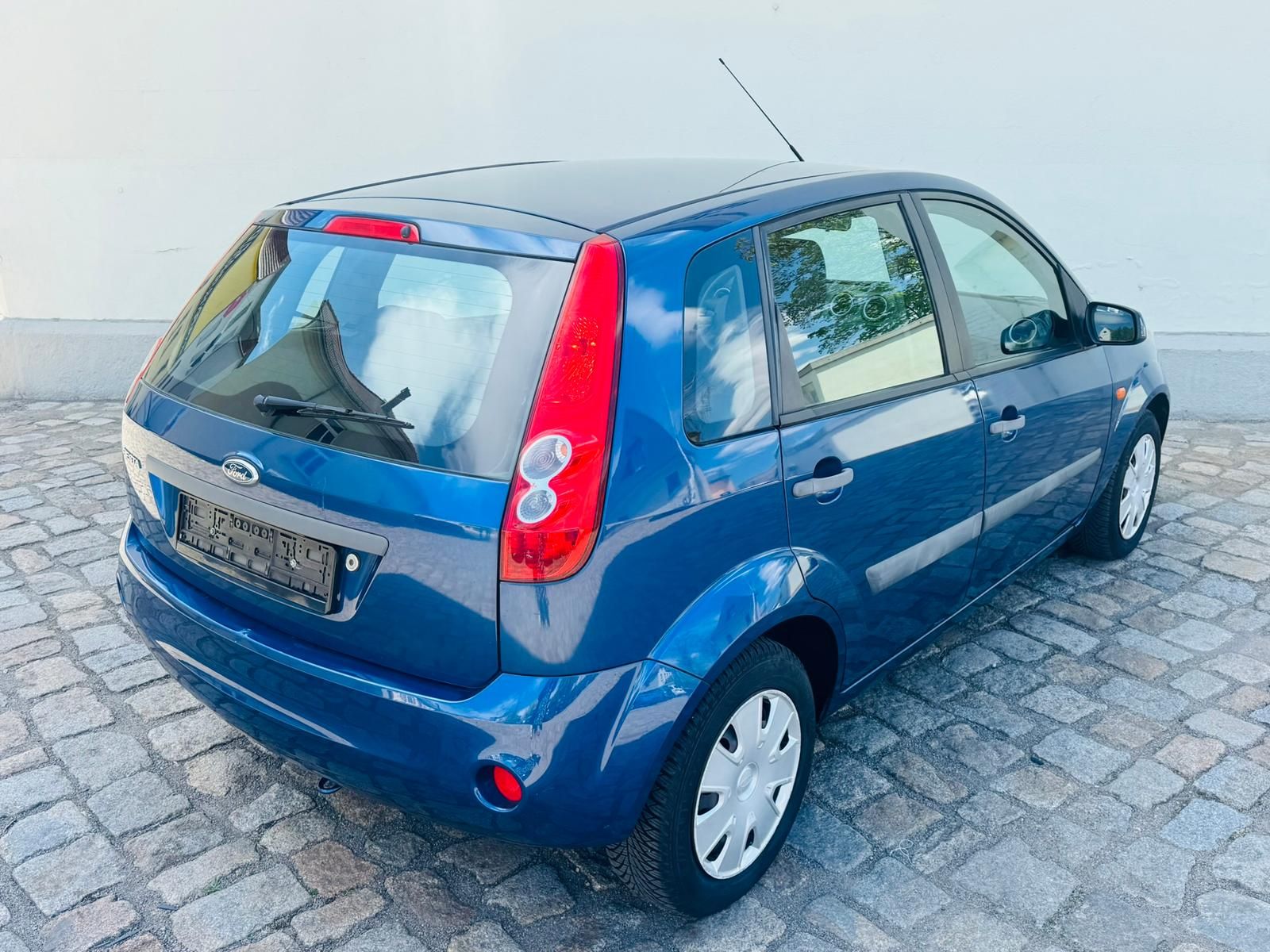 Fahrzeugabbildung Ford Fiesta 1.3  Fun X *KLIMA*BEH. FRONTSCHEIBE*