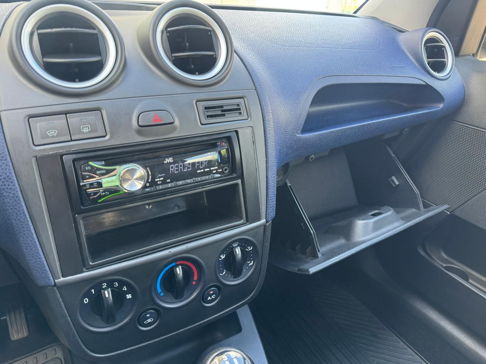 Fahrzeugabbildung Ford Fiesta 1.3  Fun X *KLIMA*BEH. FRONTSCHEIBE*