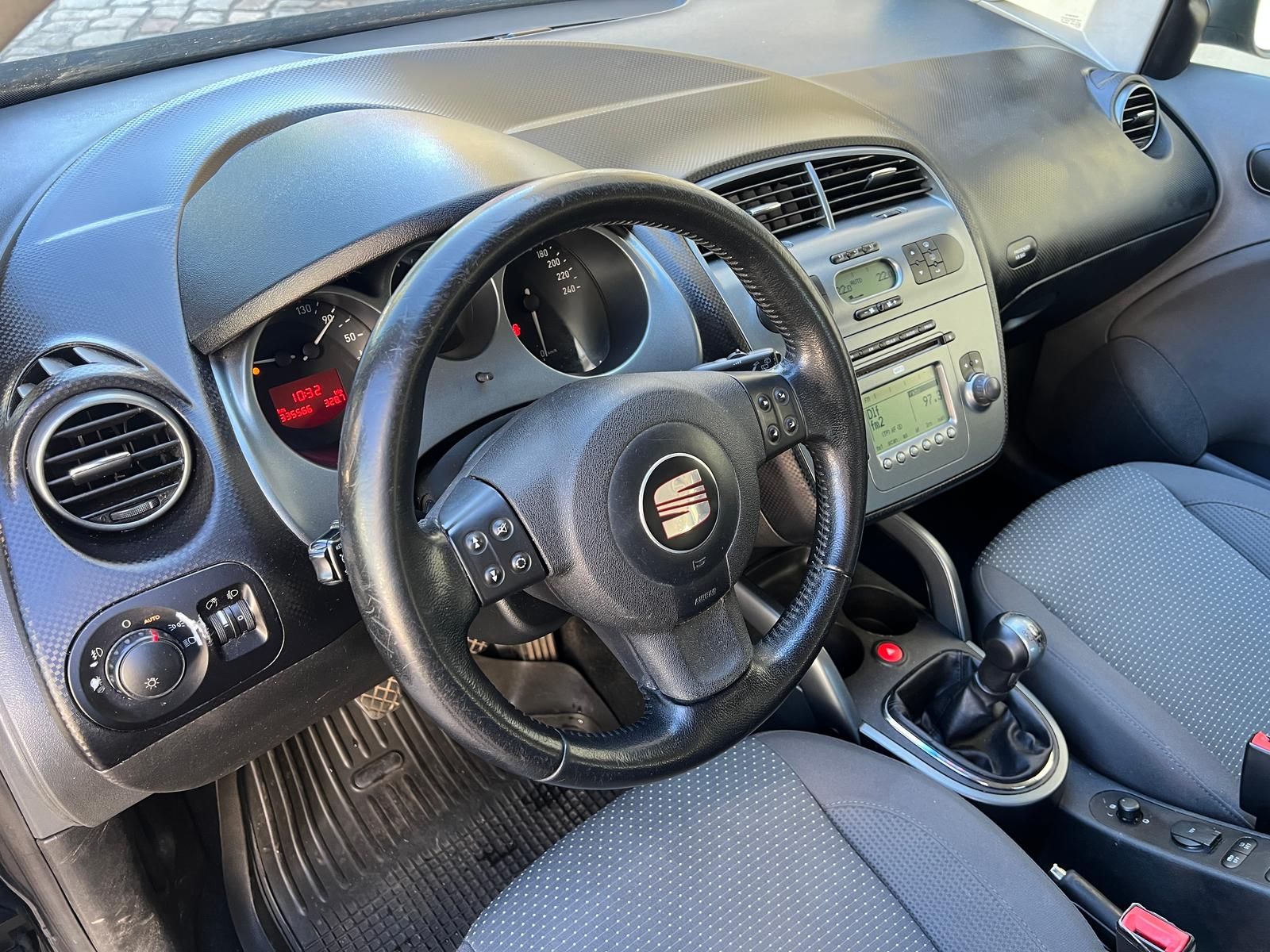 Fahrzeugabbildung SEAT Altea Xl 2.0 TDI Stylance *TEMPOMAT*