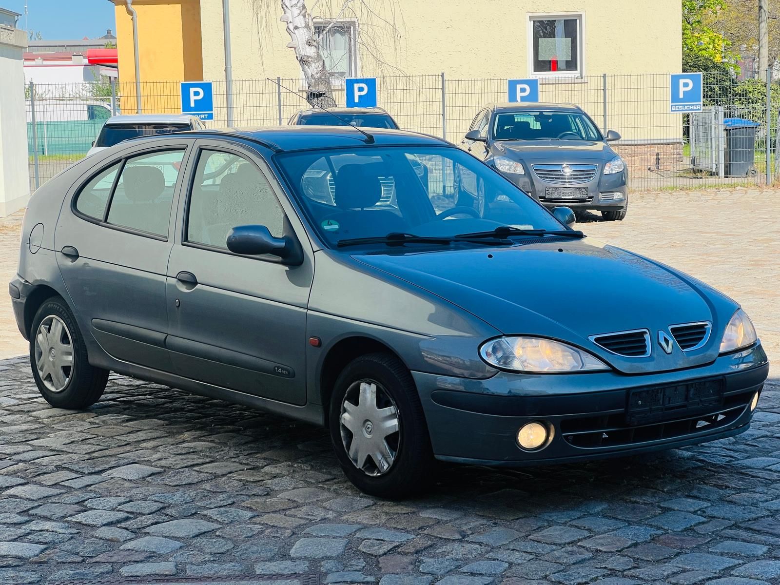 Fahrzeugabbildung Renault Megane *KLIMA*TÜV 04/27*WINTERAUTO*
