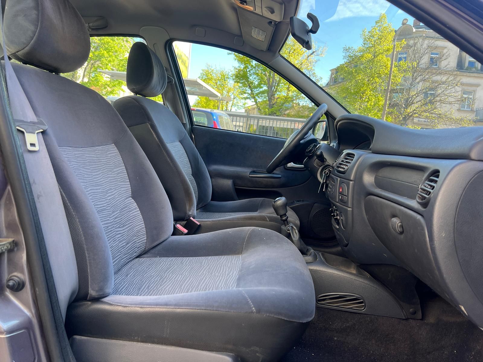 Fahrzeugabbildung Renault Megane *KLIMA*TÜV 04/27*WINTERAUTO*