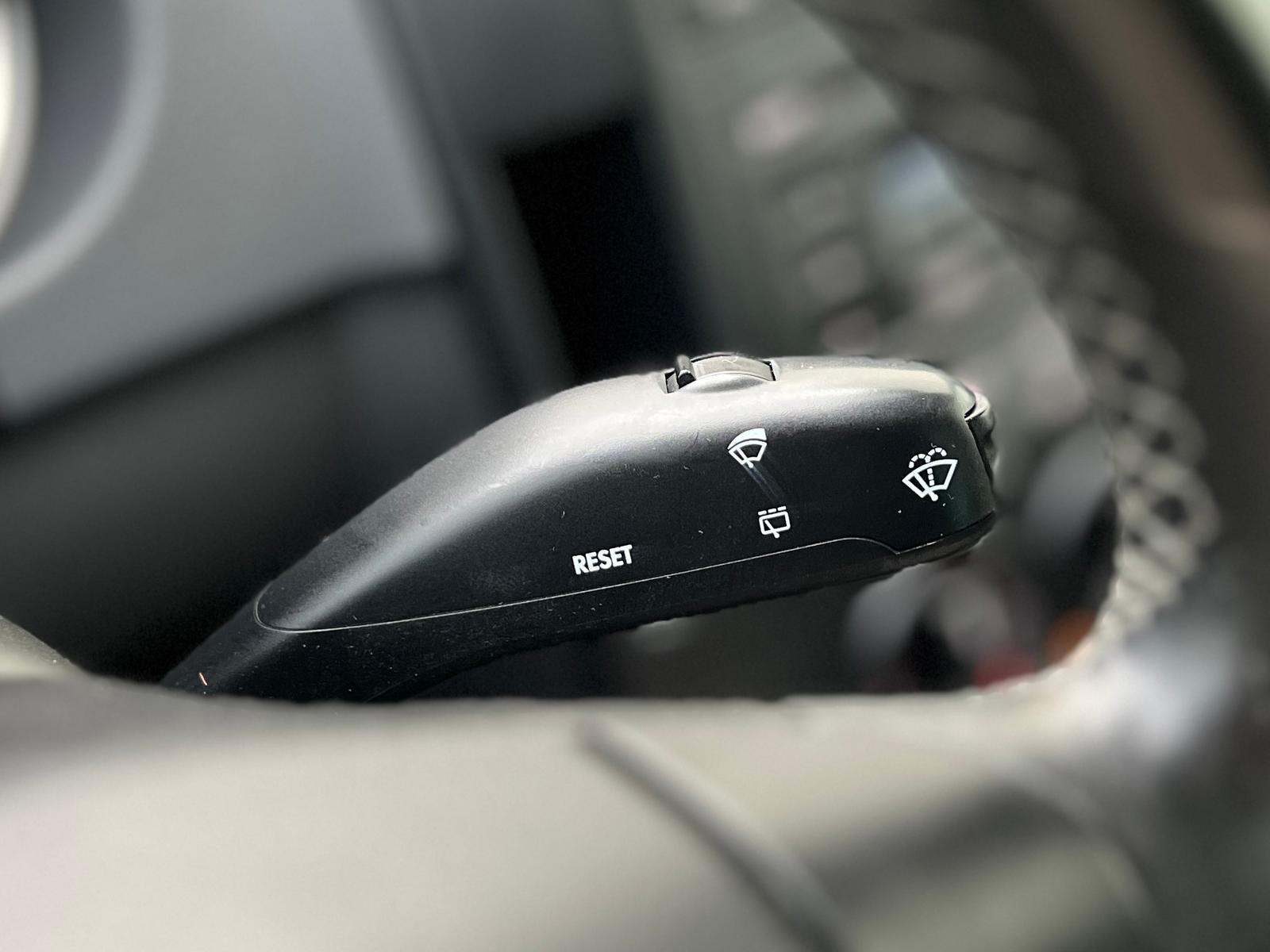 Fahrzeugabbildung Volkswagen Polo 1.2 United *8-FACH*SHZ*PDC*TEMPO*